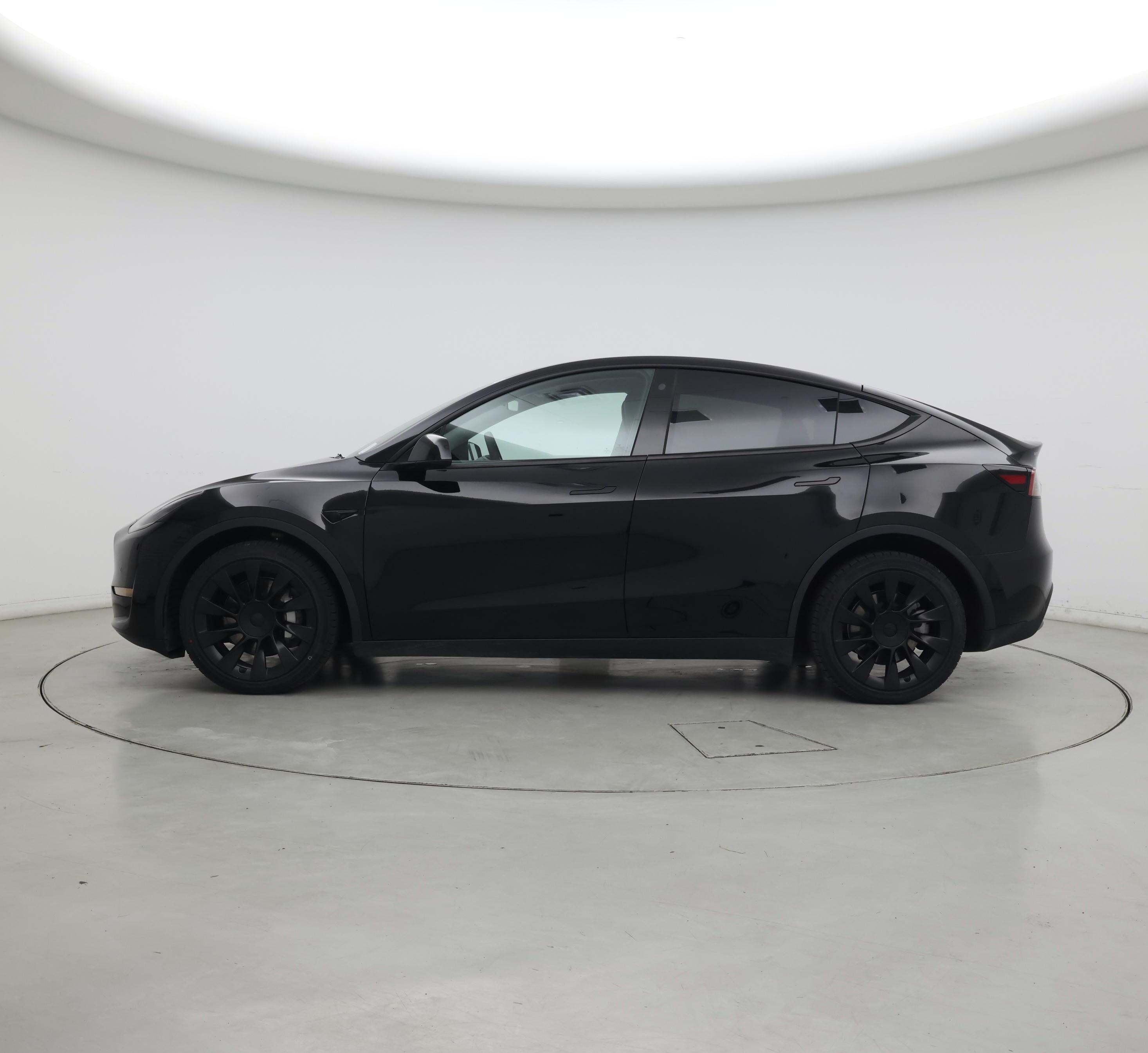 Thumbnail: 2022 Tesla Model Y - 3