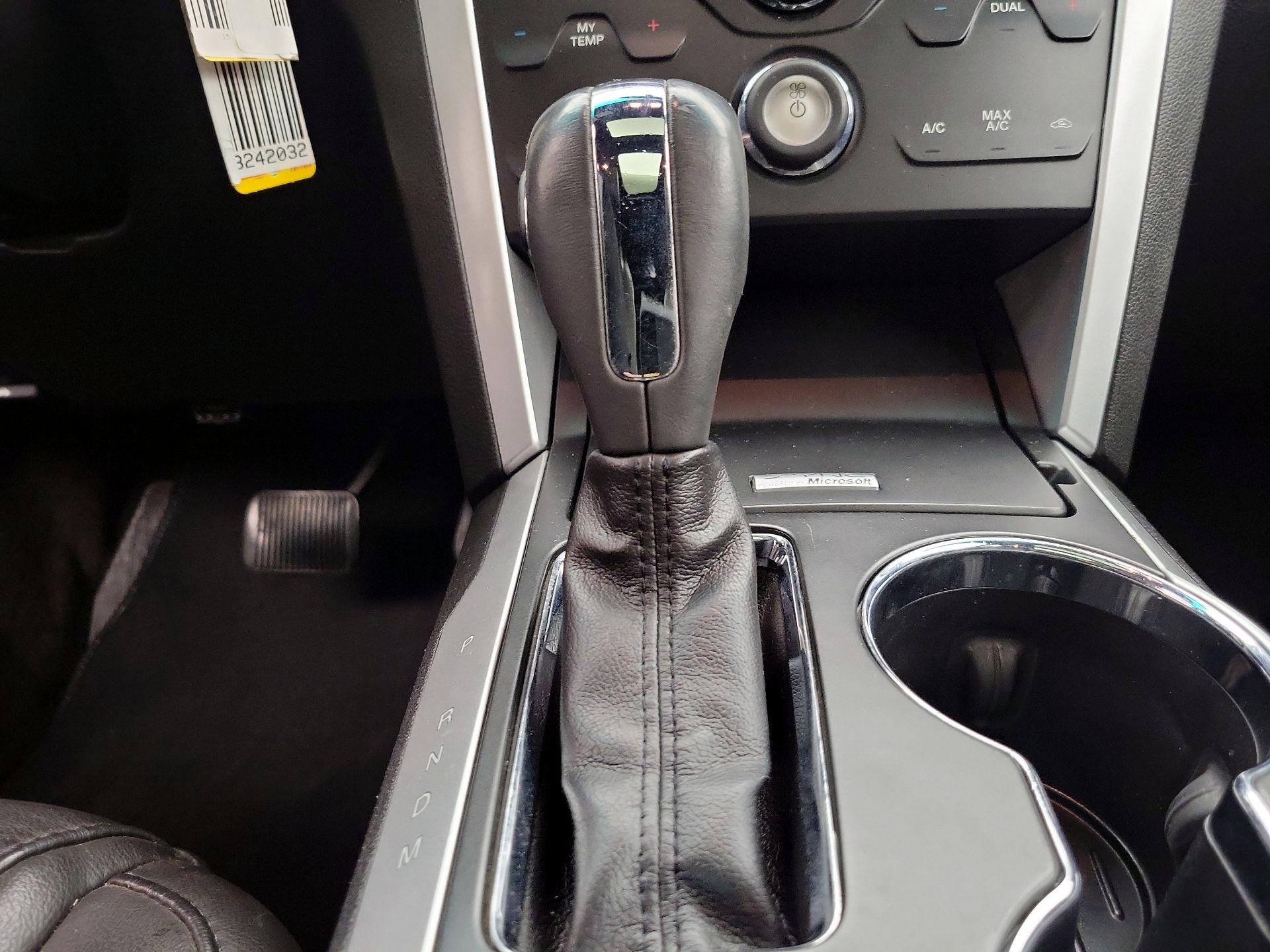 Thumbnail: 2015 Ford Explorer - 17