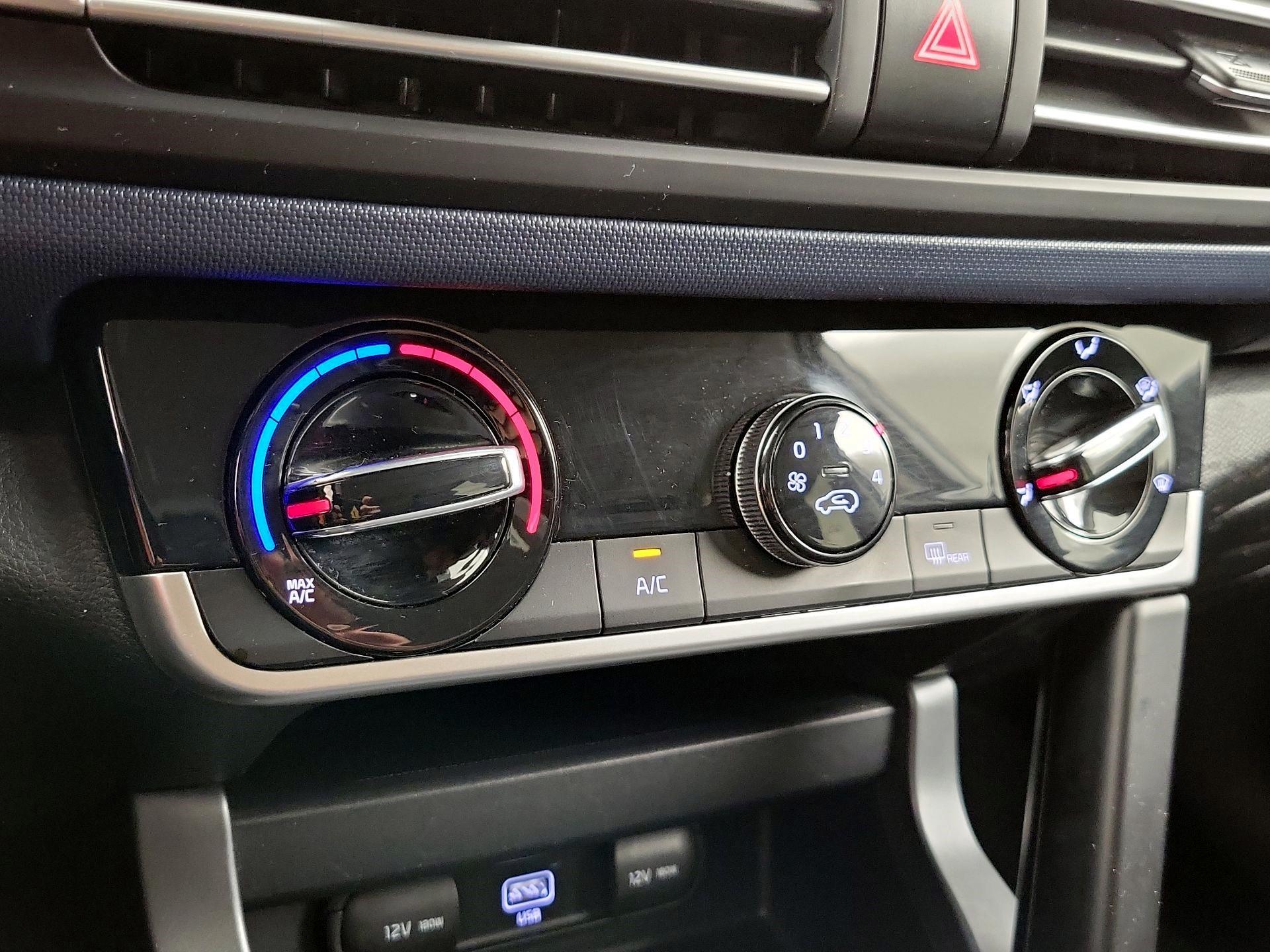 Thumbnail: 2021 Kia Seltos - 16