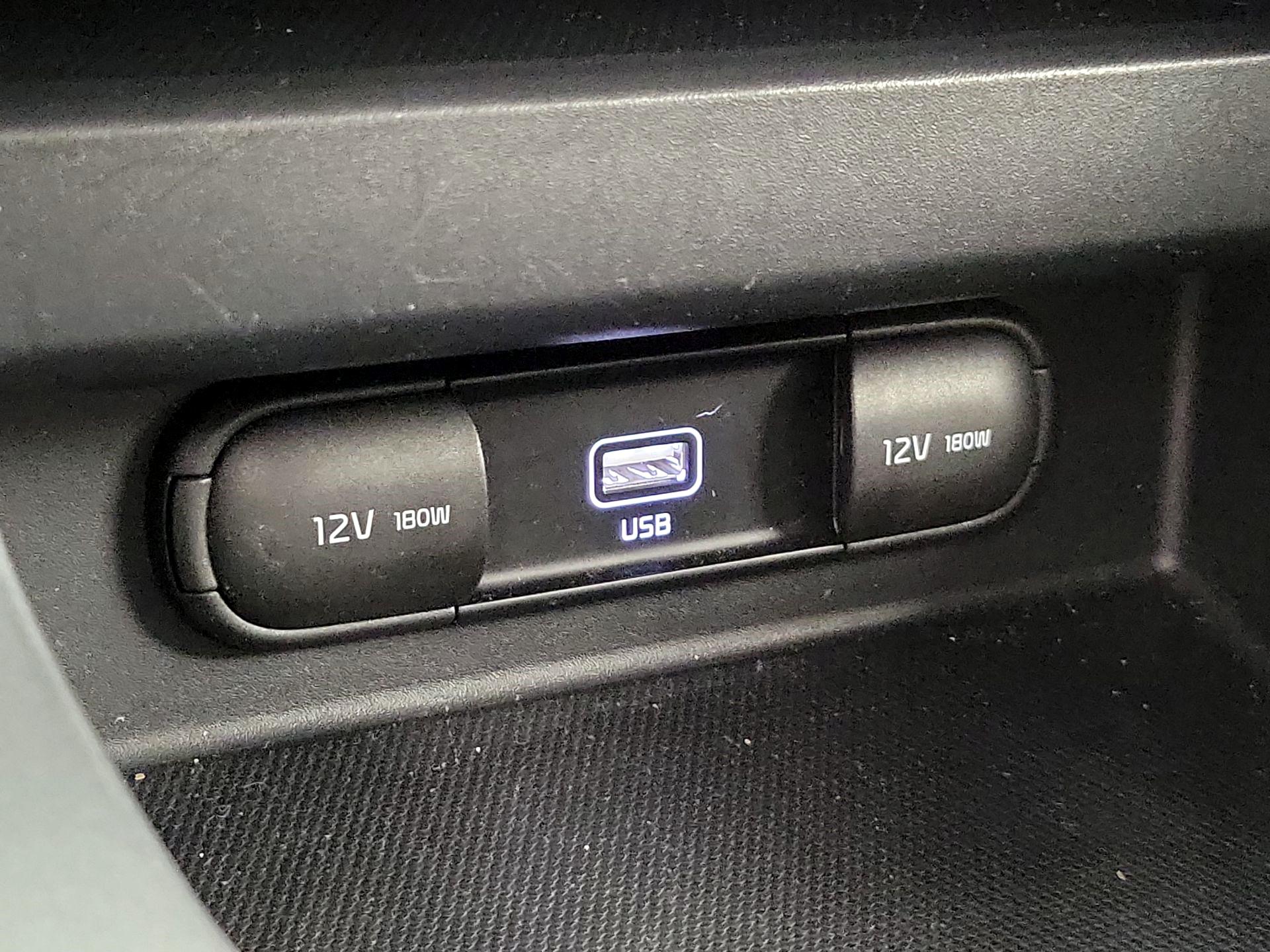 Thumbnail: 2021 Kia Seltos - 18