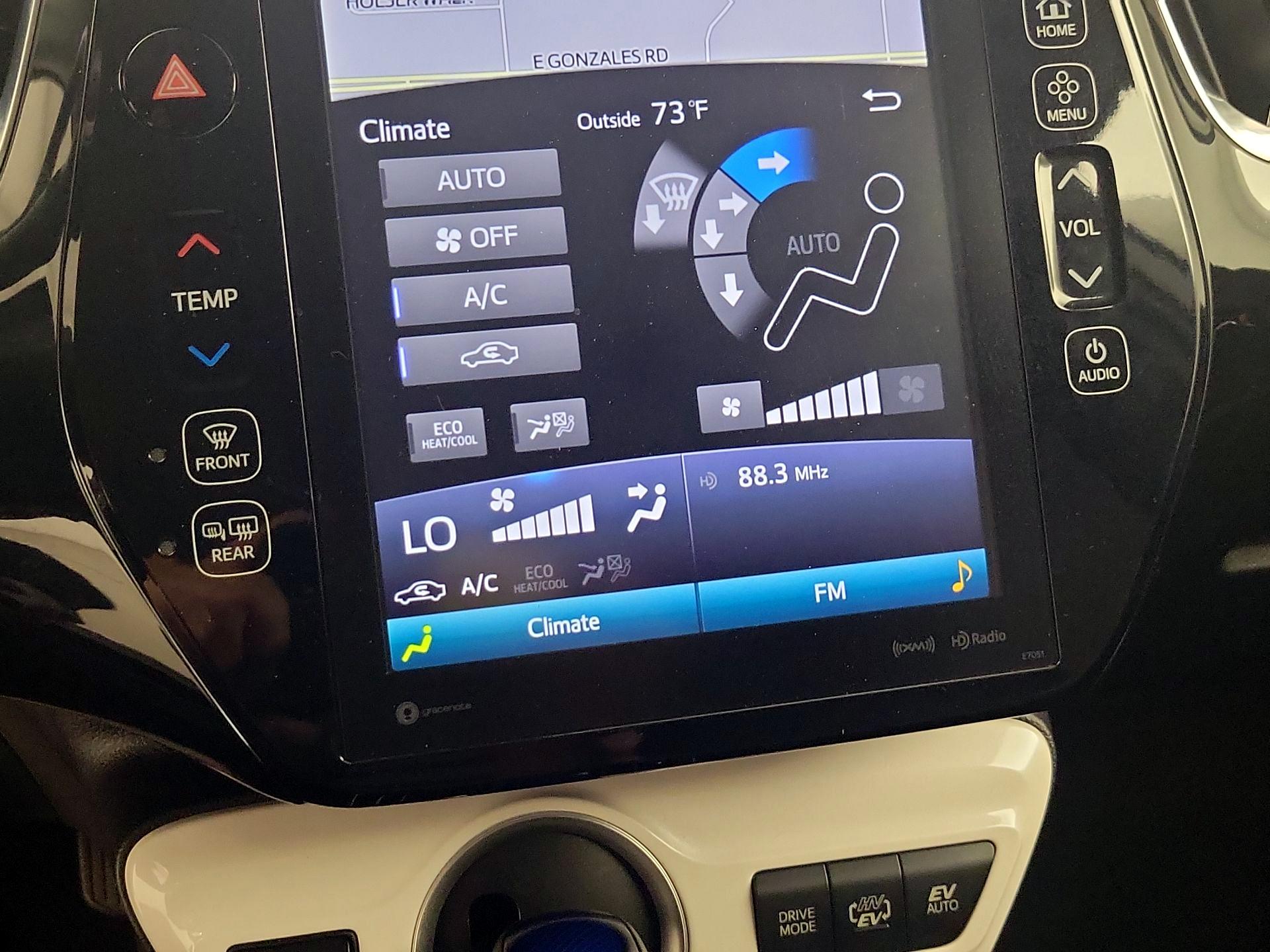 Thumbnail: 2017 Toyota Prius Prime - 17