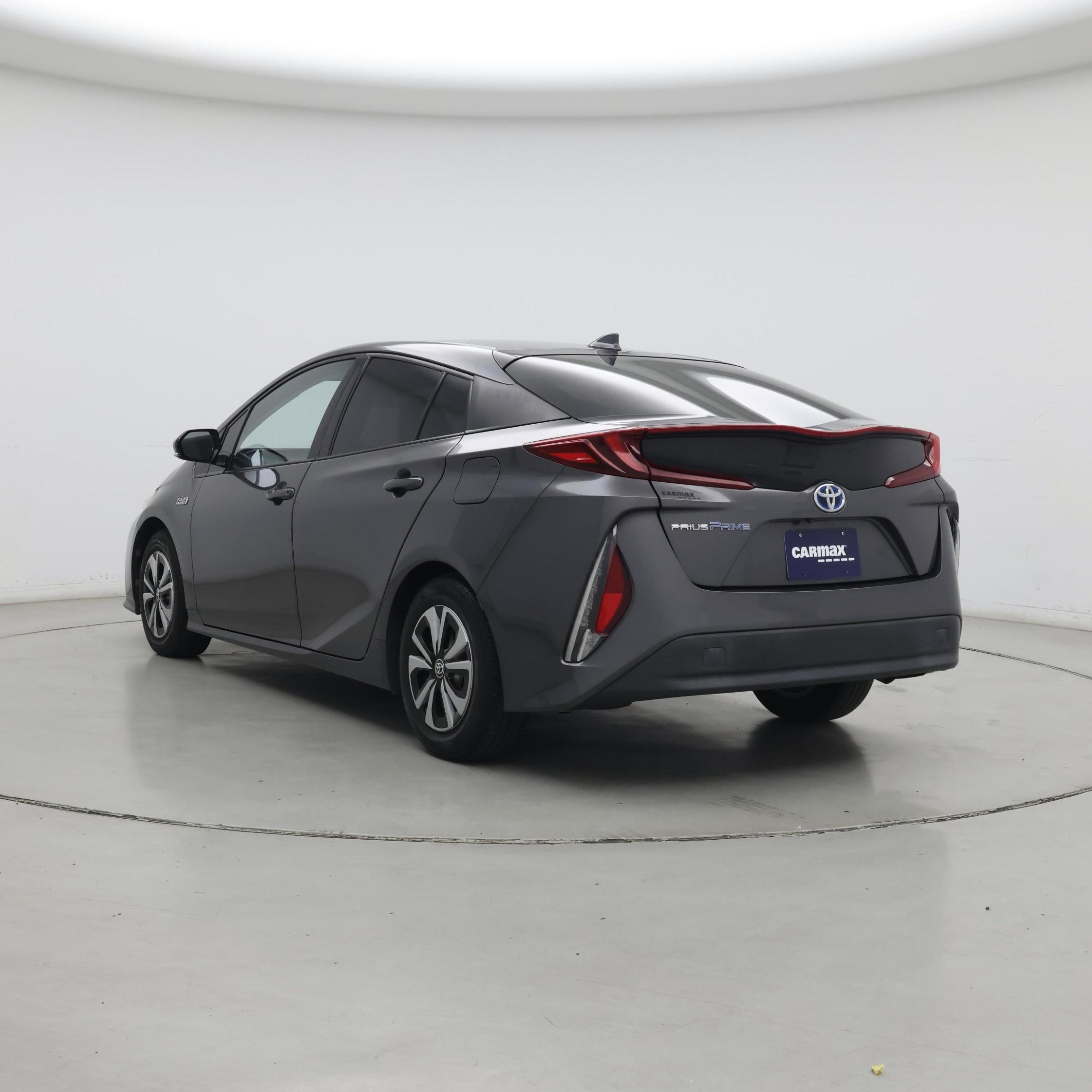 Thumbnail: 2017 Toyota Prius Prime - 2