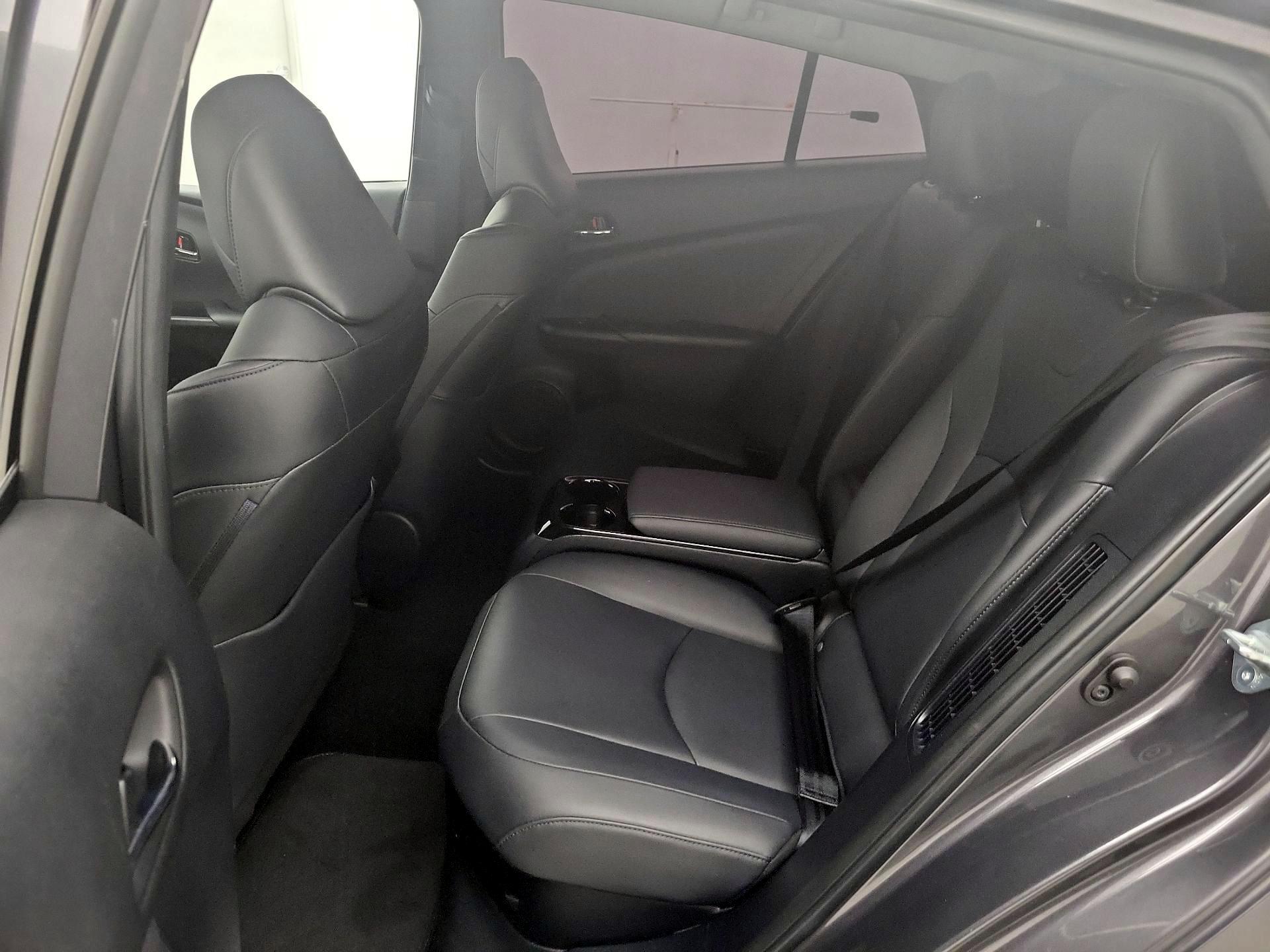 Thumbnail: 2017 Toyota Prius Prime - 20