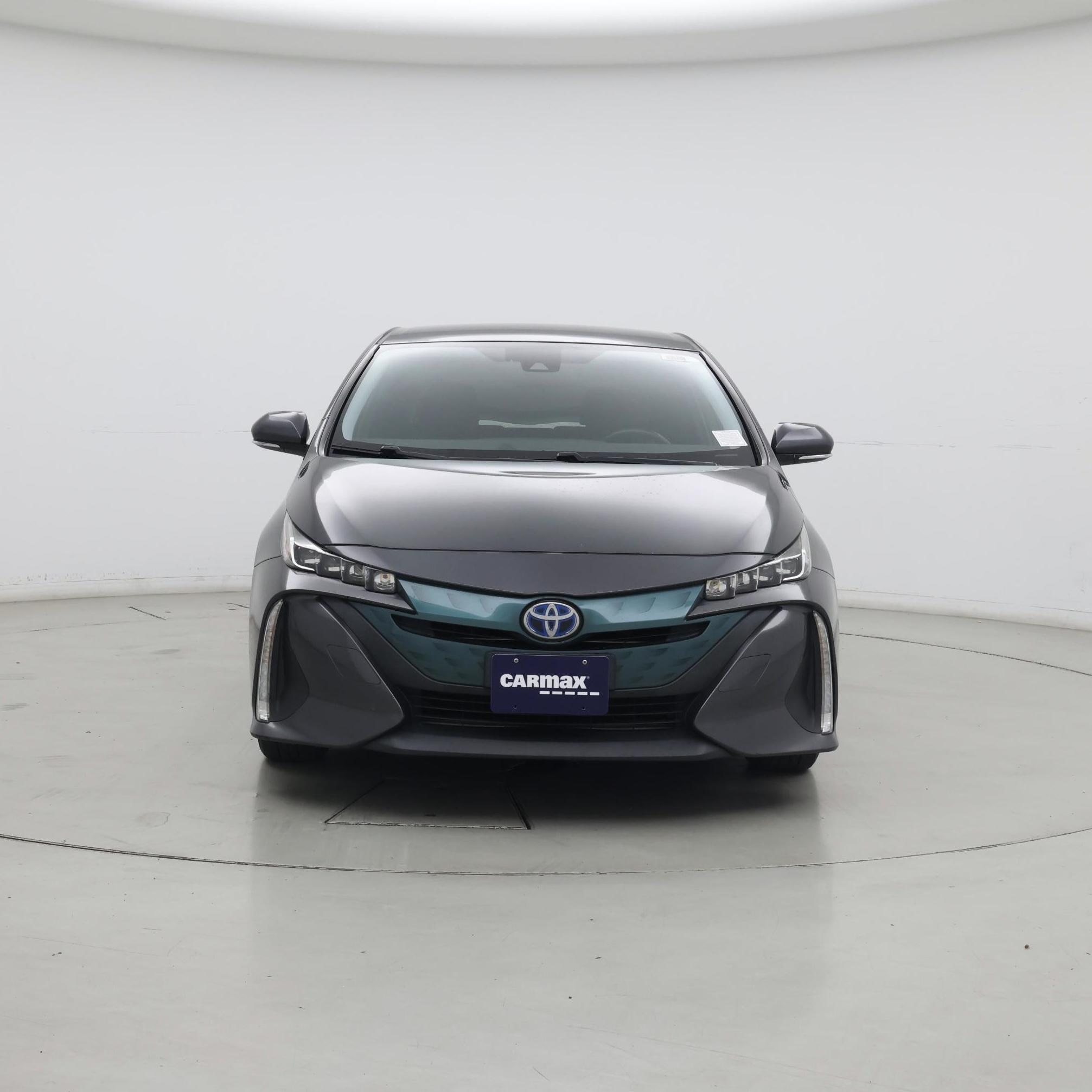 Thumbnail: 2017 Toyota Prius Prime - 5
