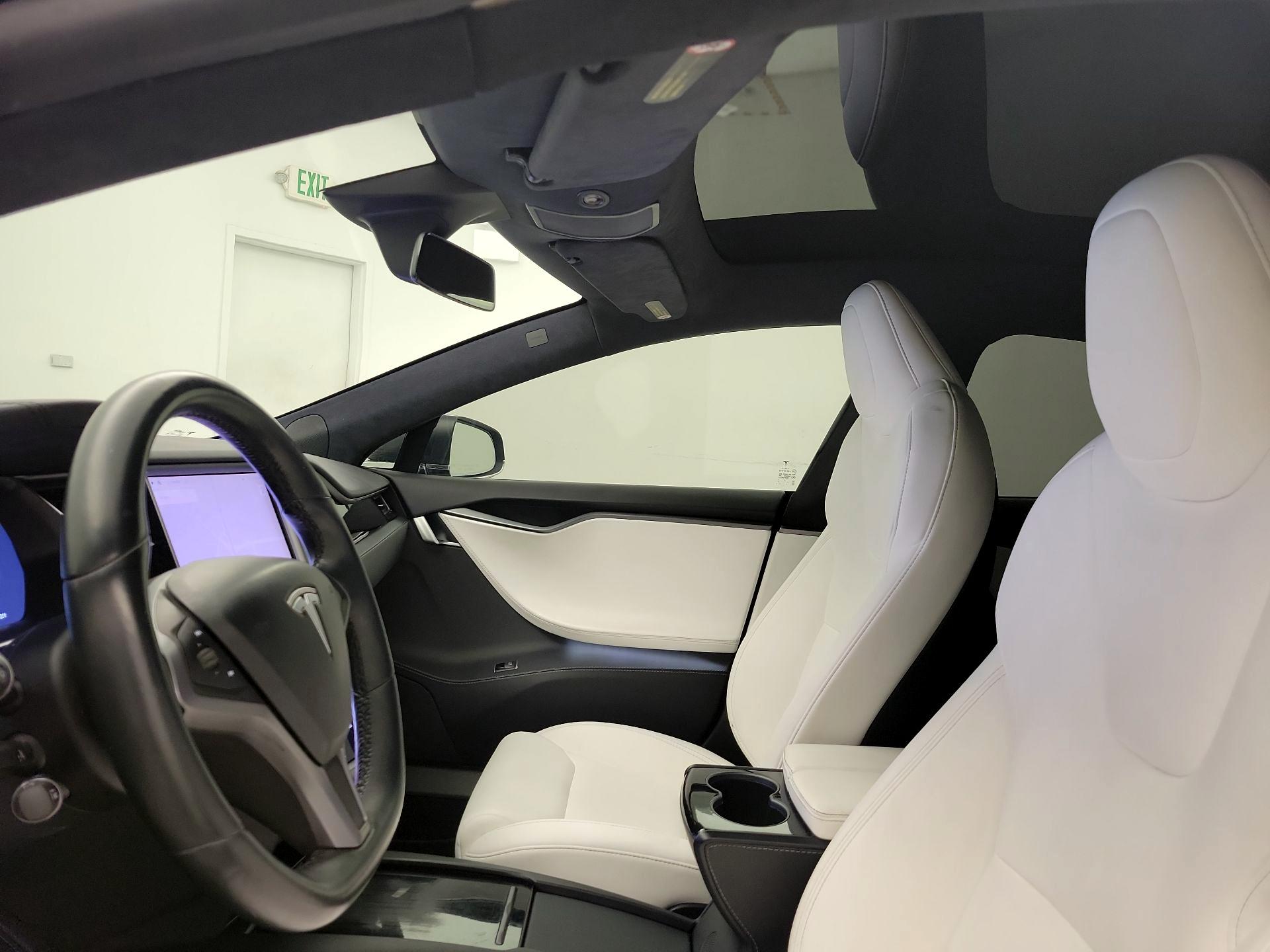 Thumbnail: 2021 Tesla Model S - 19