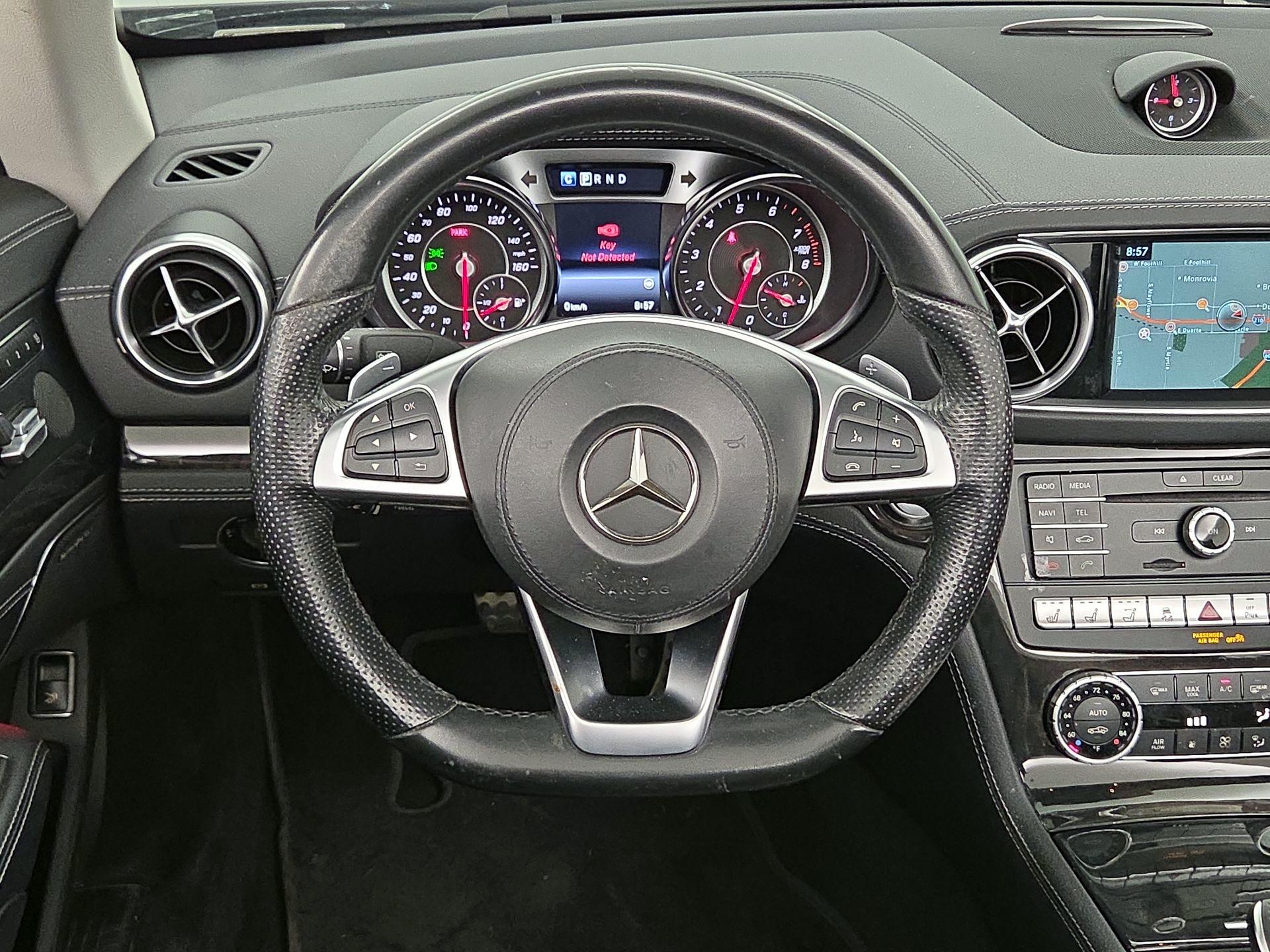 Thumbnail: 2019 Mercedes-Benz SL-Class - 10