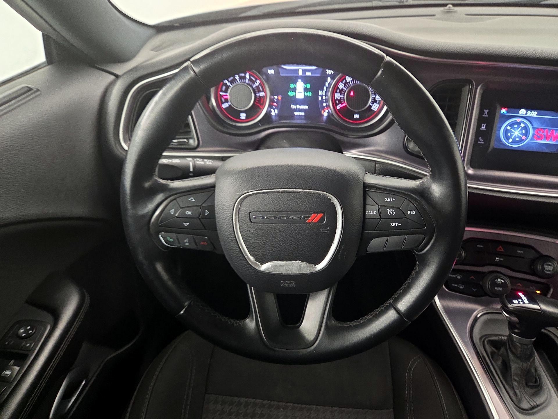 Thumbnail: 2015 Dodge Challenger - 10