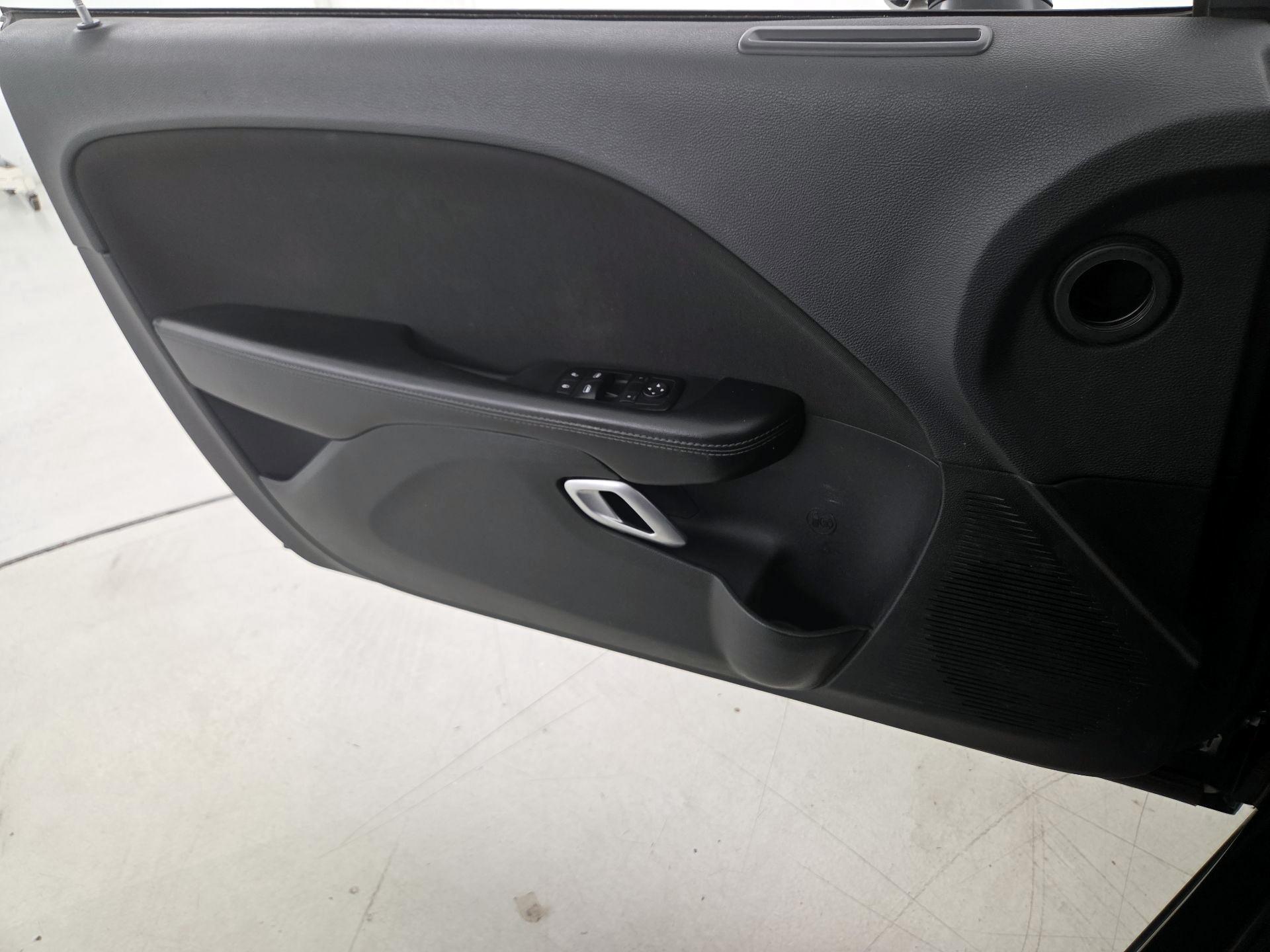 Thumbnail: 2015 Dodge Challenger - 12