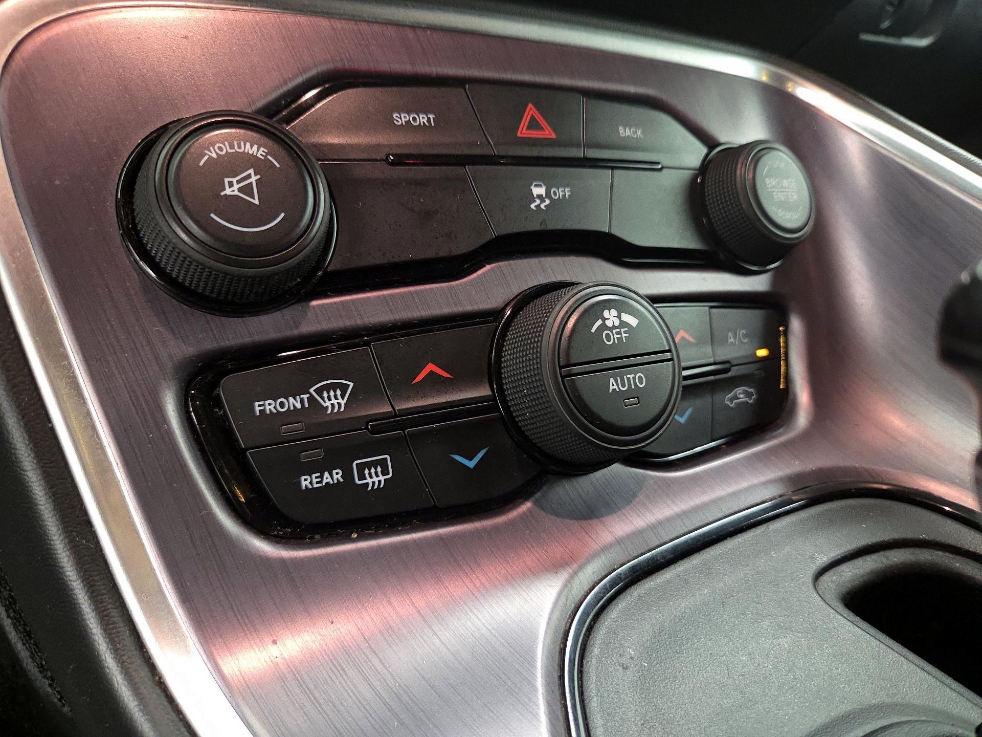 Thumbnail: 2015 Dodge Challenger - 16