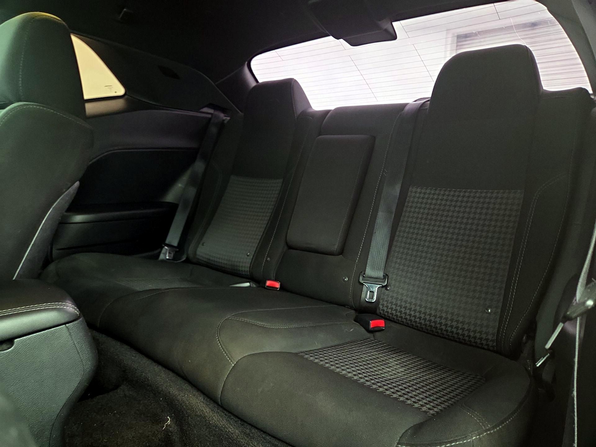 Thumbnail: 2015 Dodge Challenger - 19