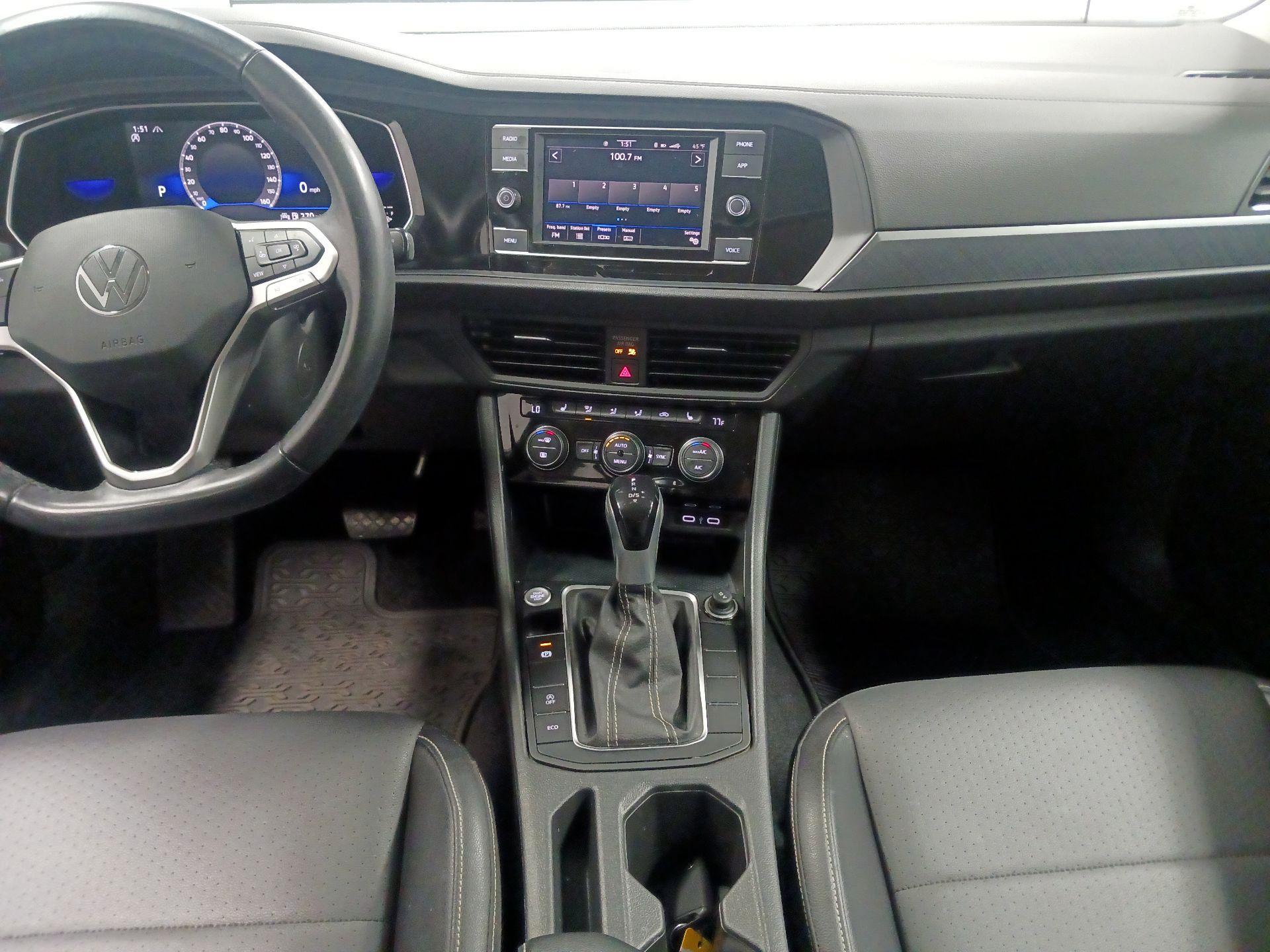 Thumbnail: 2022 Volkswagen Jetta - 9