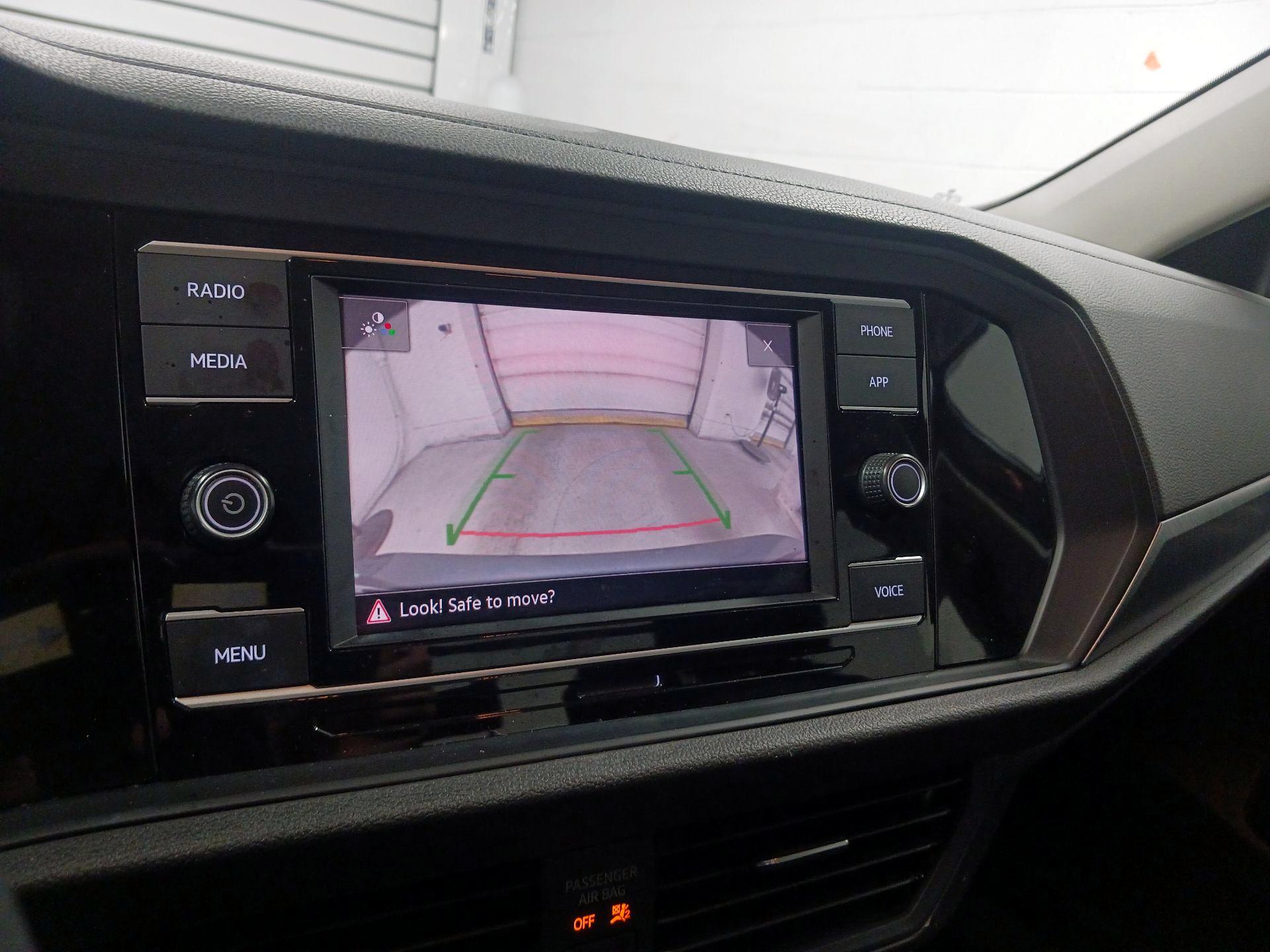 Thumbnail: 2022 Volkswagen Jetta - 14