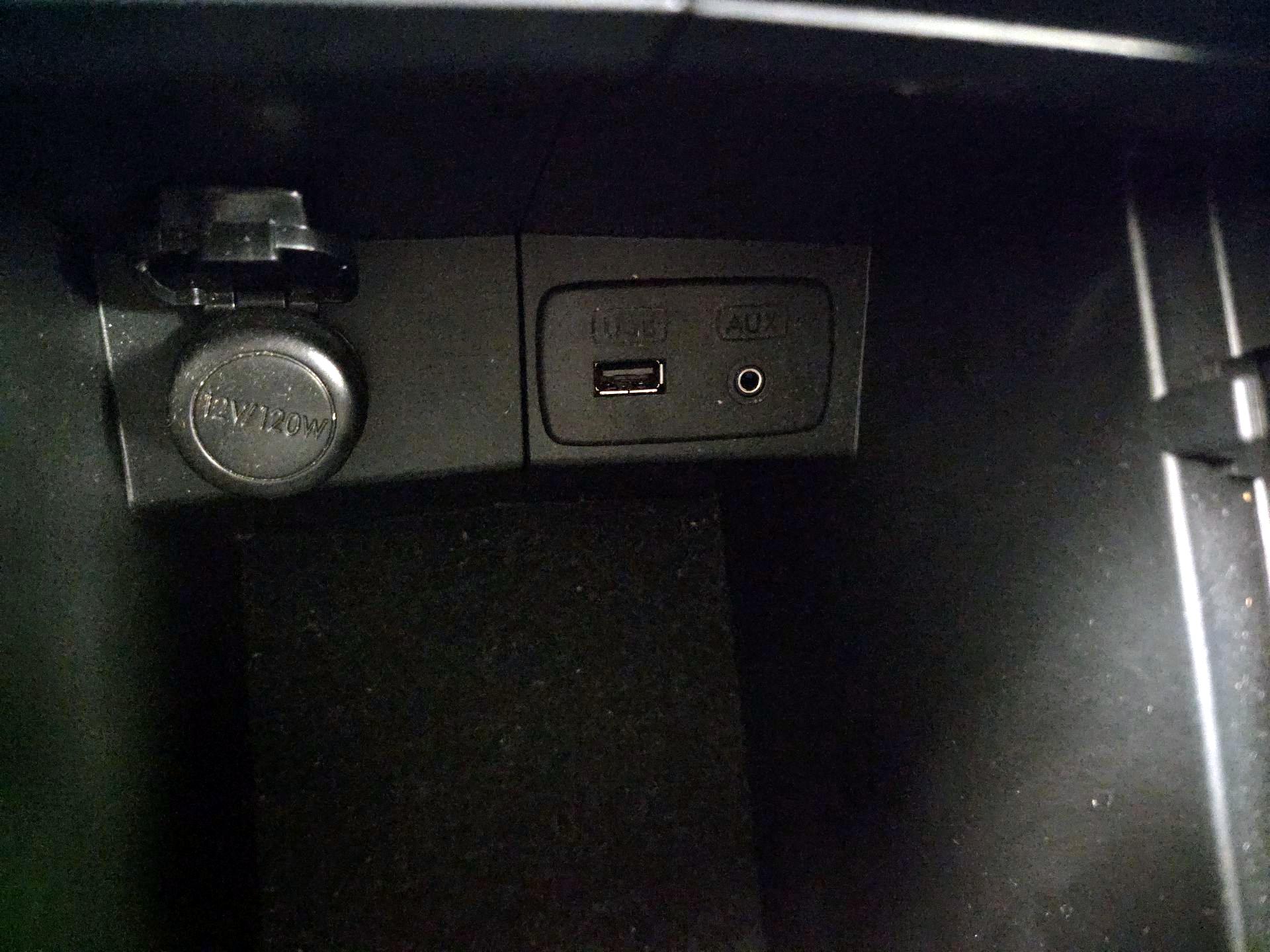 Thumbnail: 2014 Subaru Forester - 17