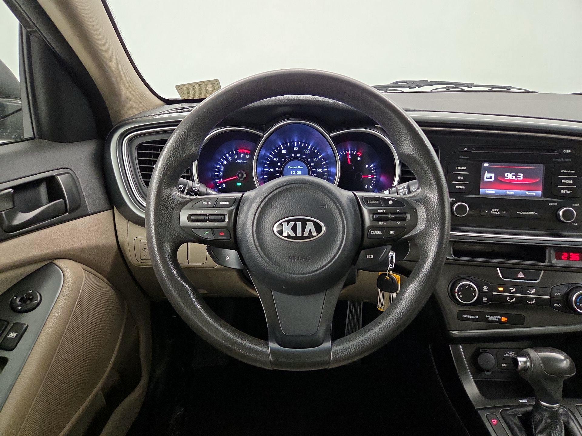 Thumbnail: 2014 Kia Optima - 10