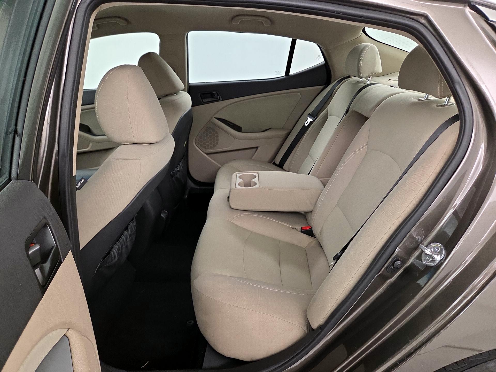 Thumbnail: 2014 Kia Optima - 19