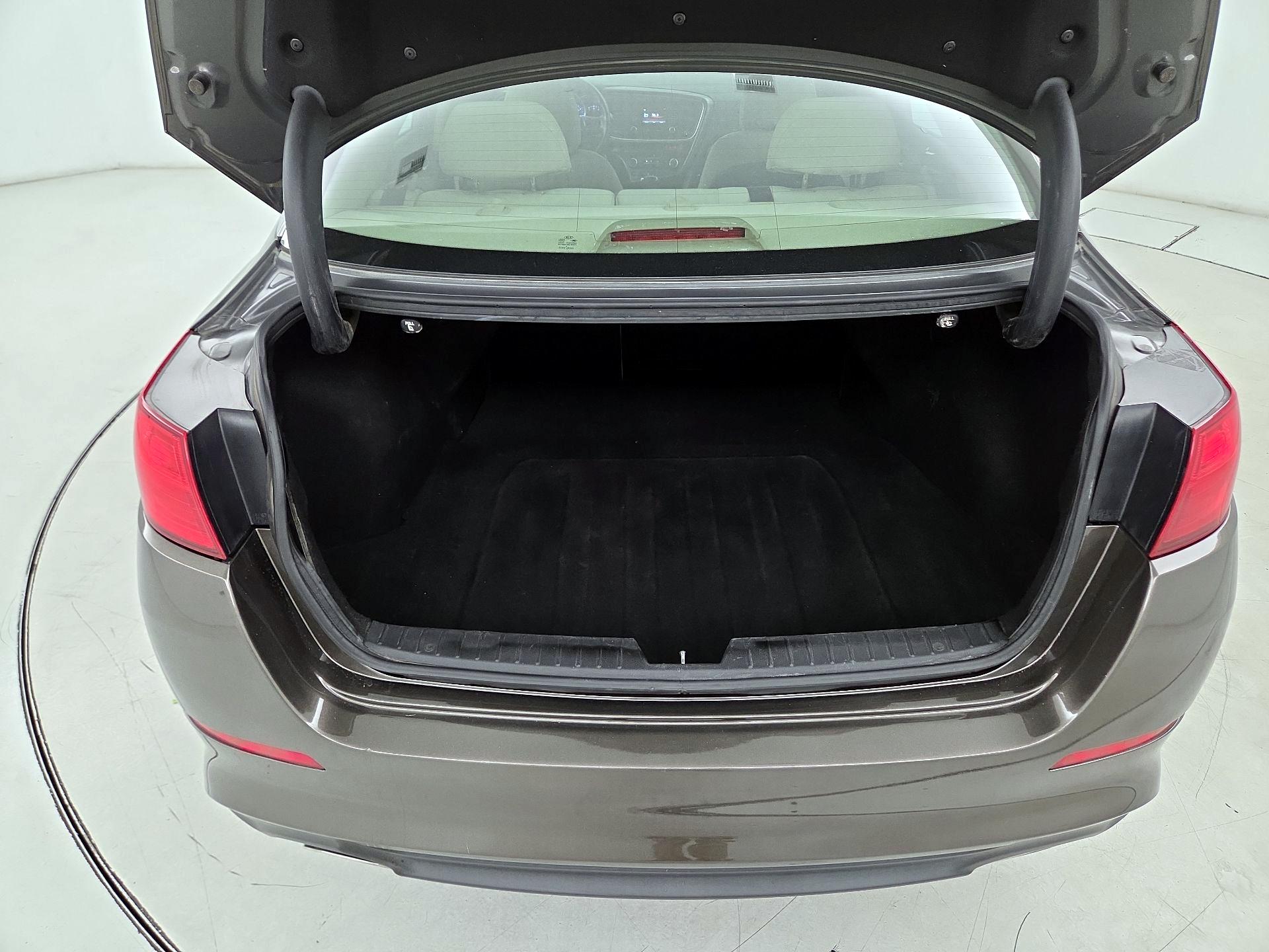 Thumbnail: 2014 Kia Optima - 20