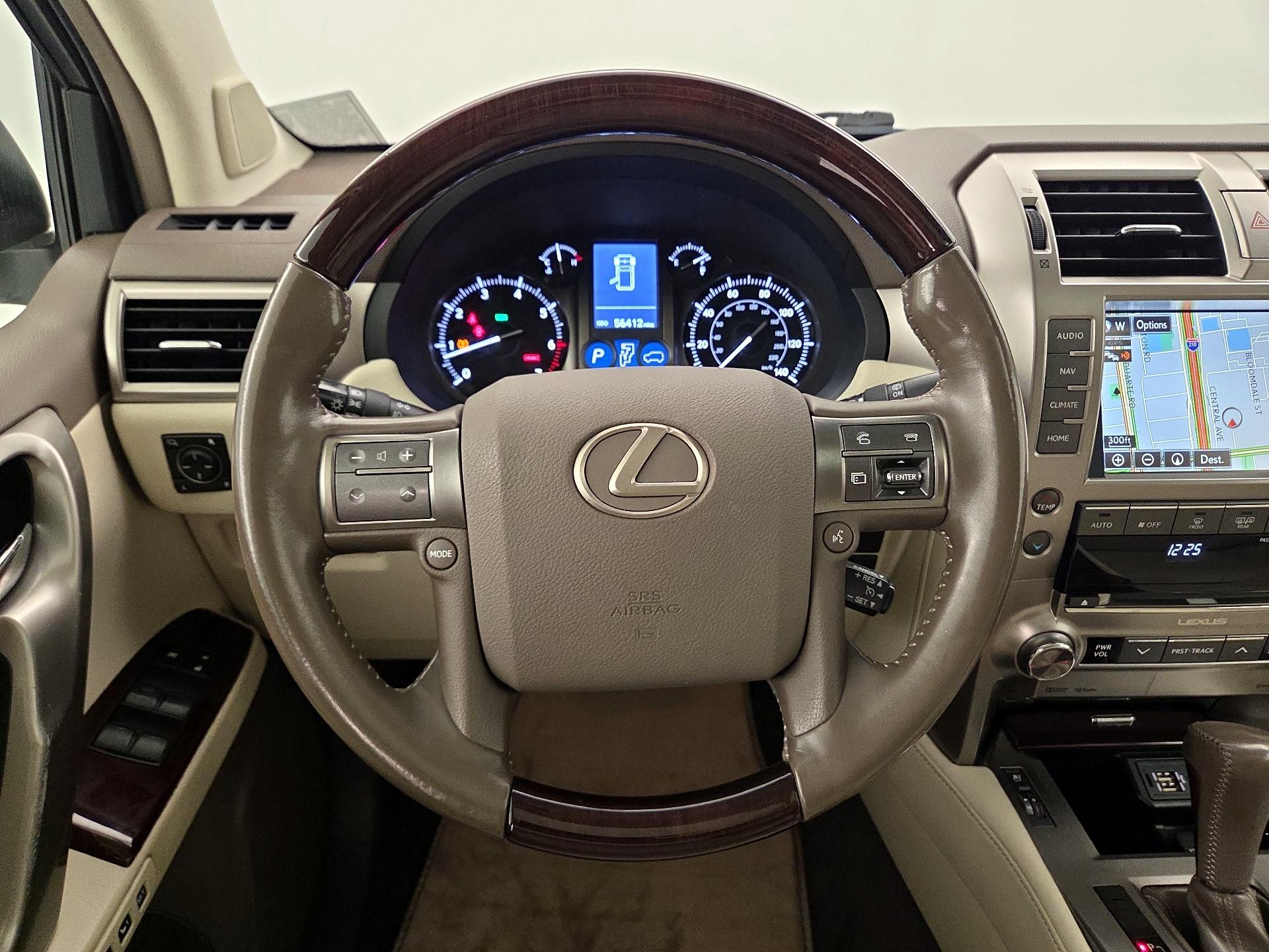 Thumbnail: 2019 Lexus GX - 10