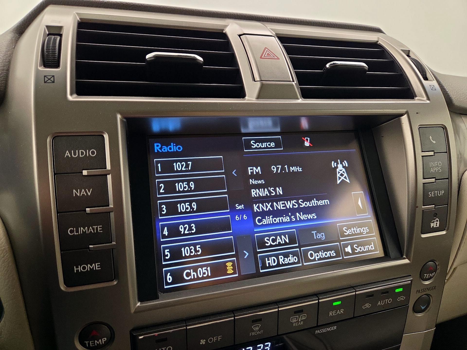 Thumbnail: 2019 Lexus GX - 16