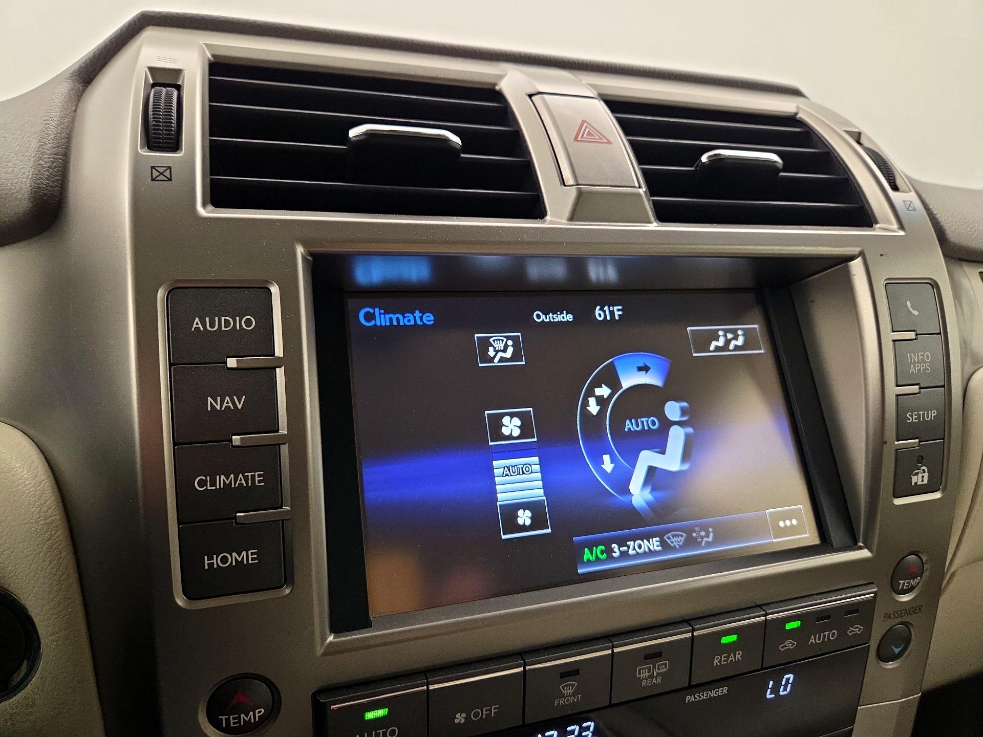 Thumbnail: 2019 Lexus GX - 17