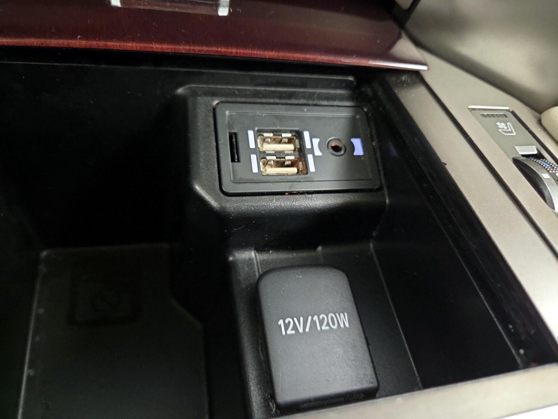 Thumbnail: 2019 Lexus GX - 19