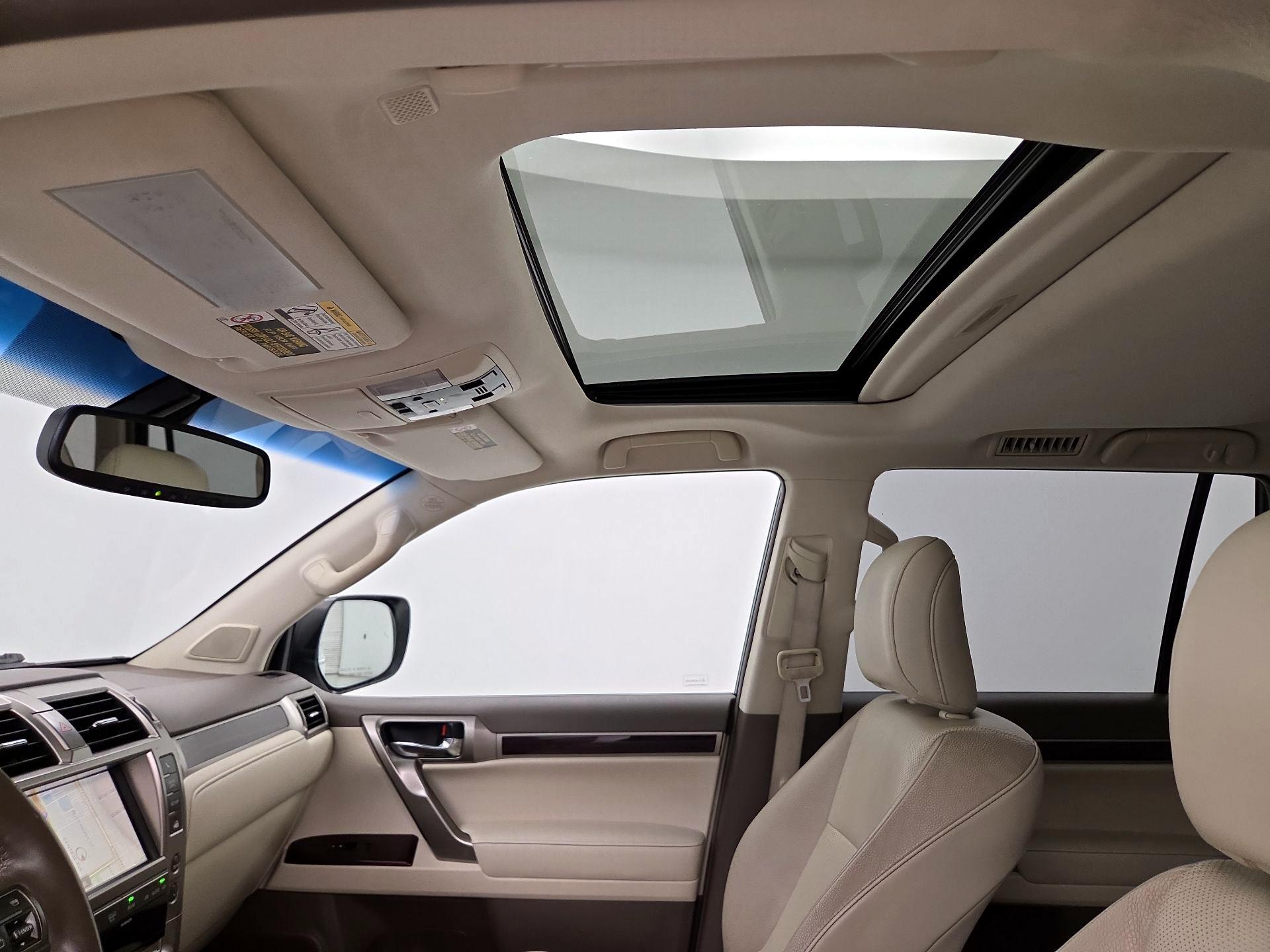 Thumbnail: 2019 Lexus GX - 20