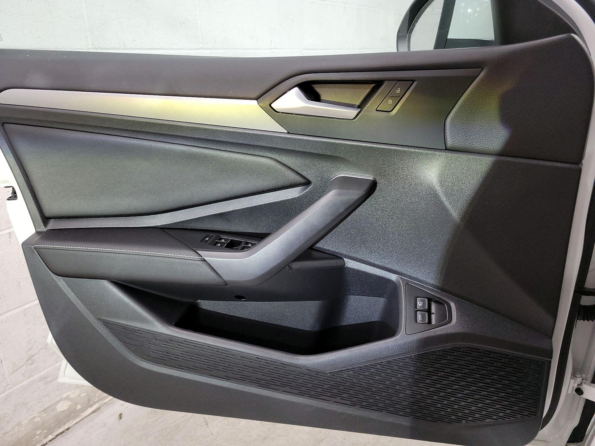 Thumbnail: 2022 Volkswagen Jetta - 12