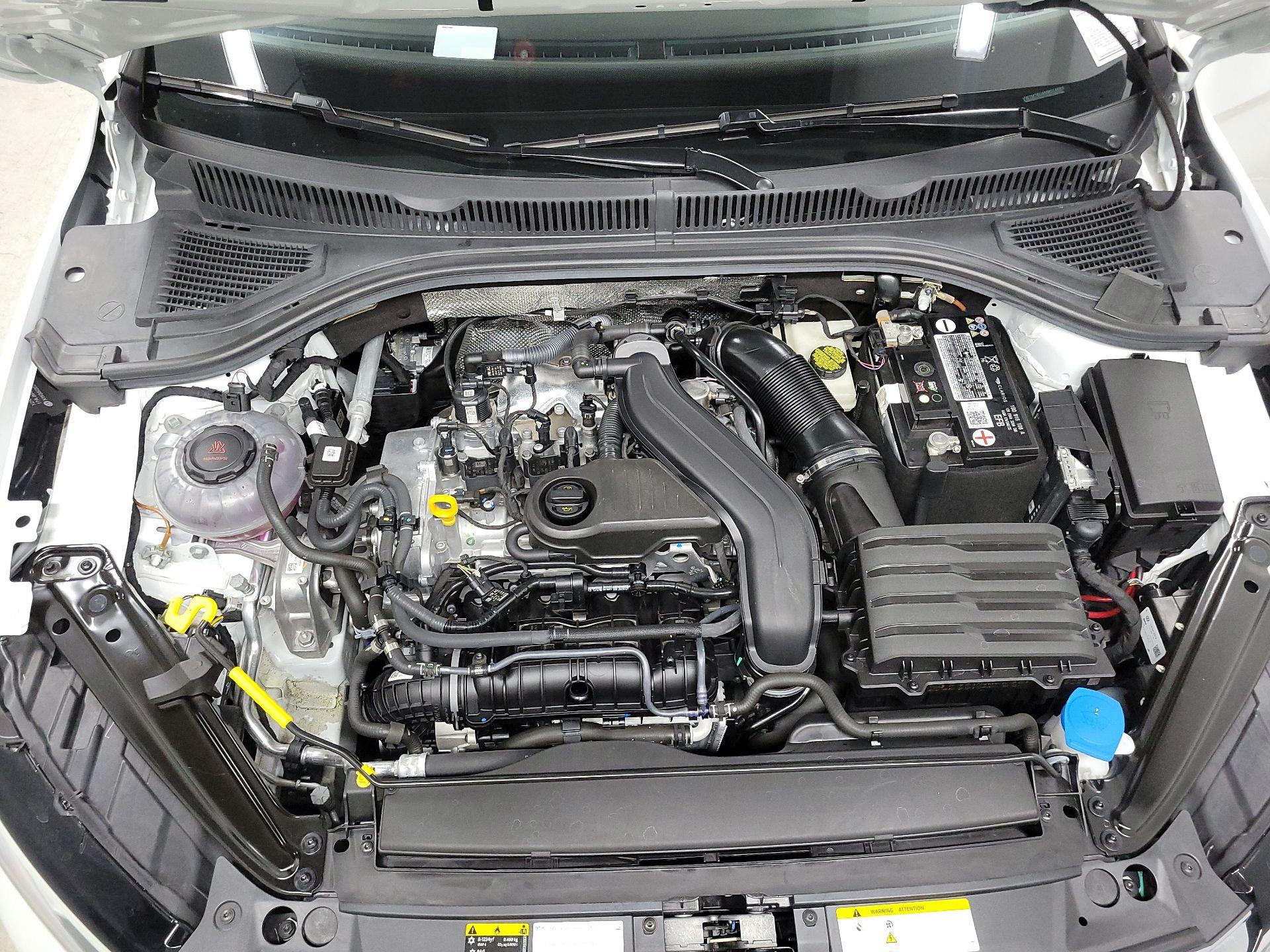 Thumbnail: 2022 Volkswagen Jetta - 19