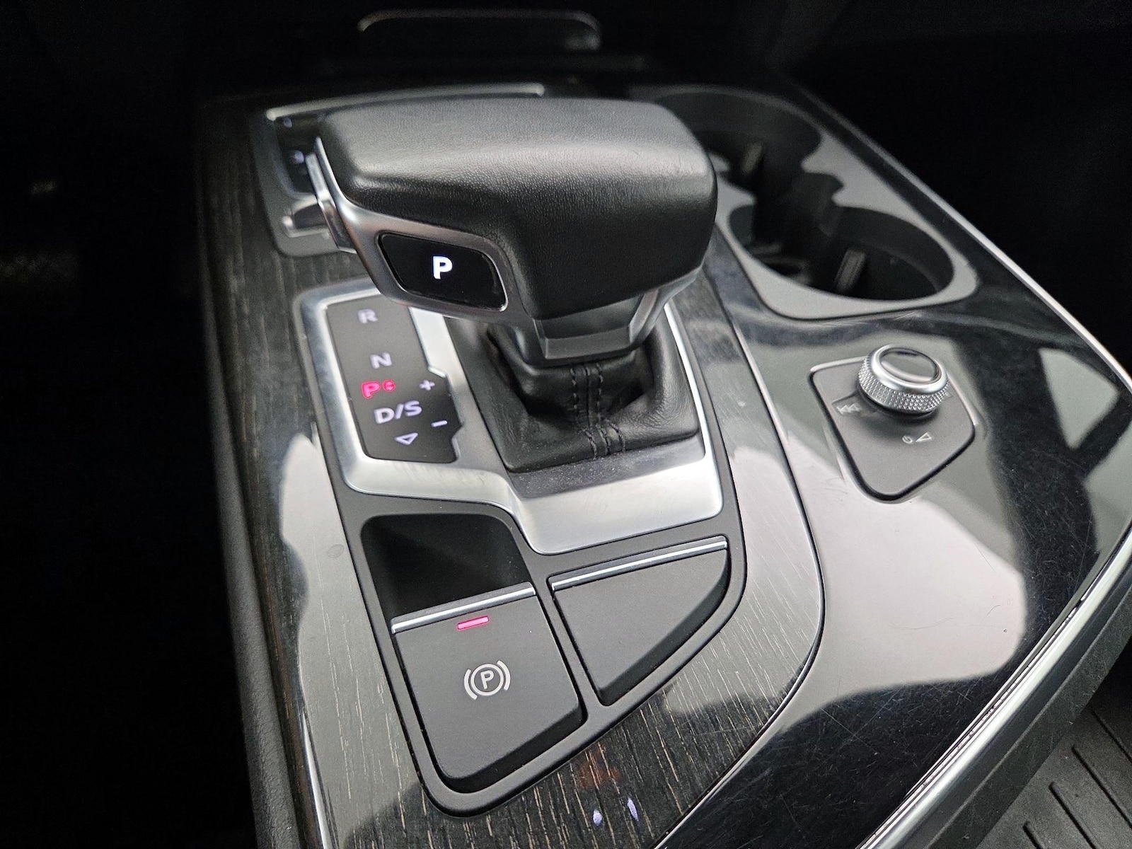 2019 Audi Q7 Premium Plus - Photo 19