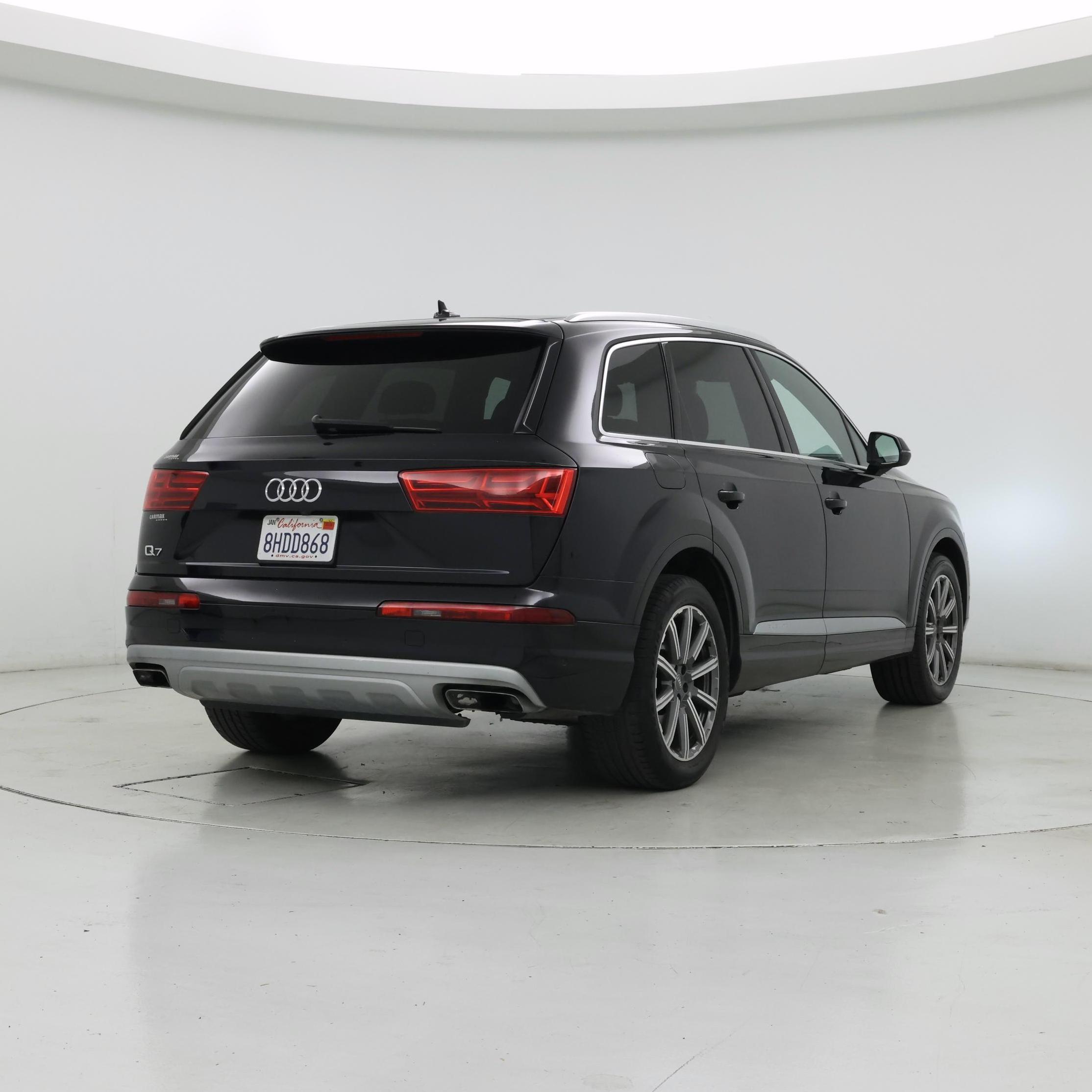 Thumbnail: 2019 Audi Q7 - 8