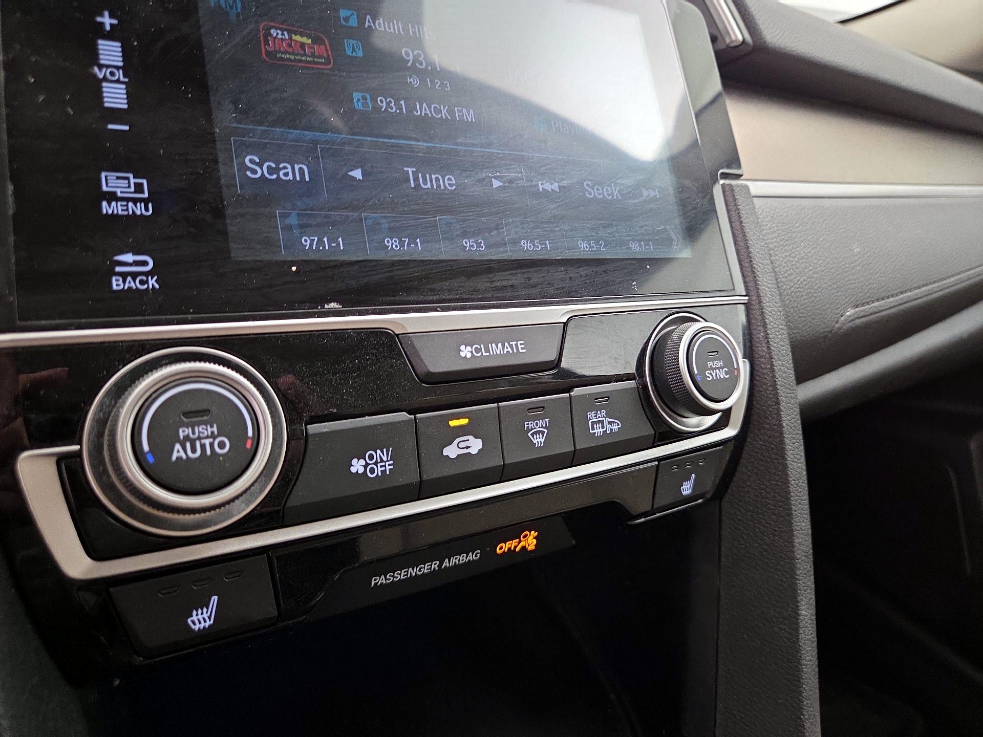 Thumbnail: 2016 Honda Civic - 17