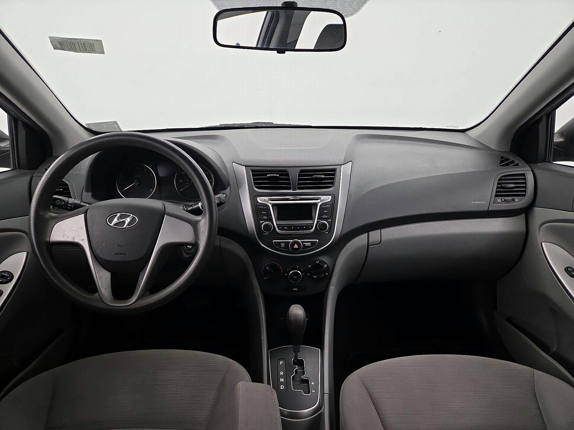 Thumbnail: 2015 Hyundai Accent - 9