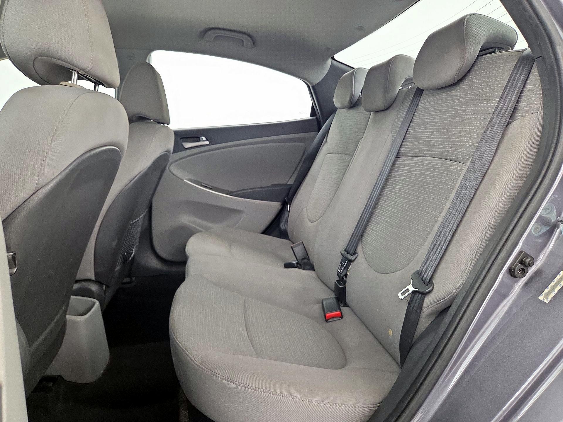 Thumbnail: 2015 Hyundai Accent - 18