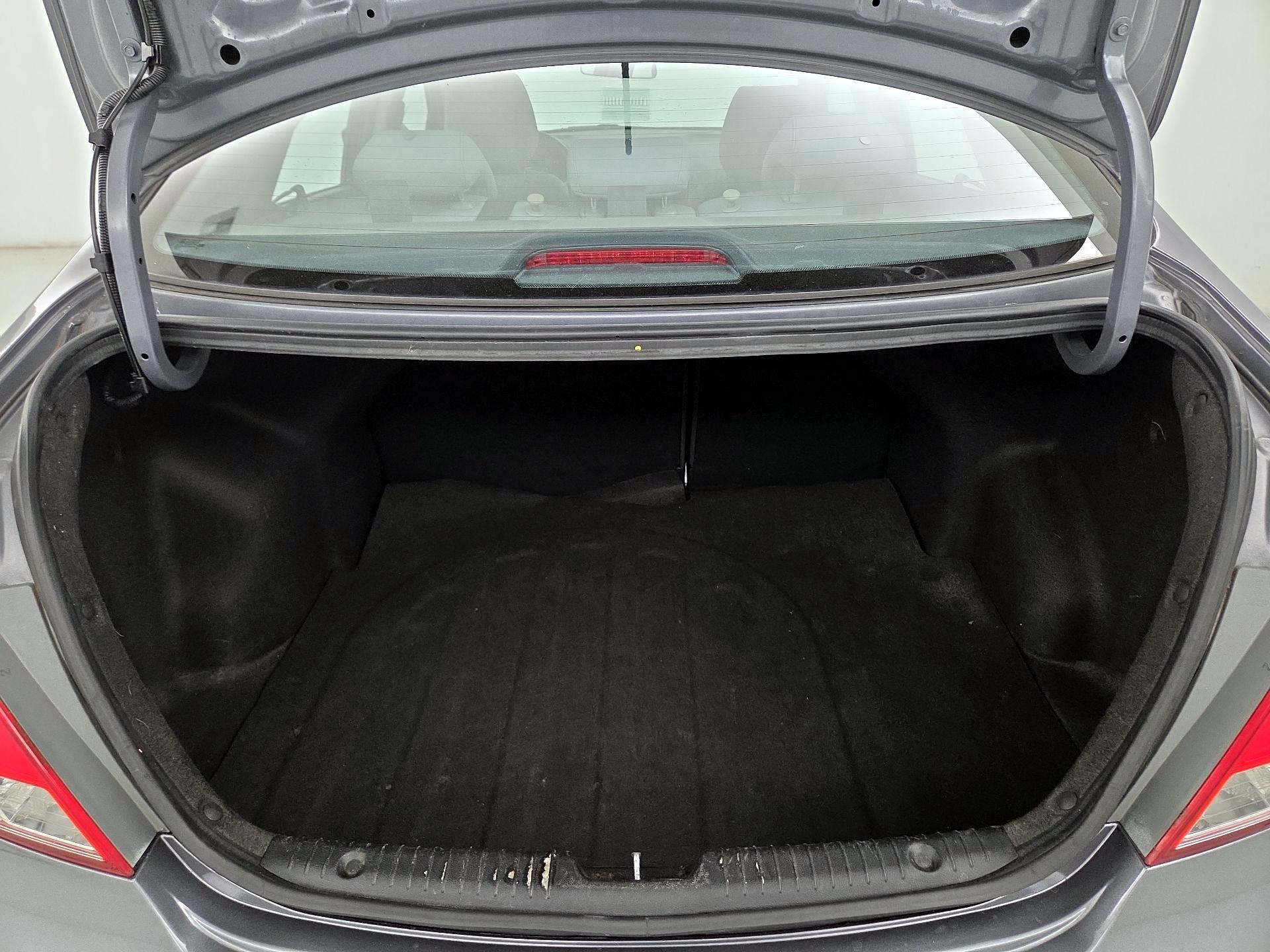 Thumbnail: 2015 Hyundai Accent - 19