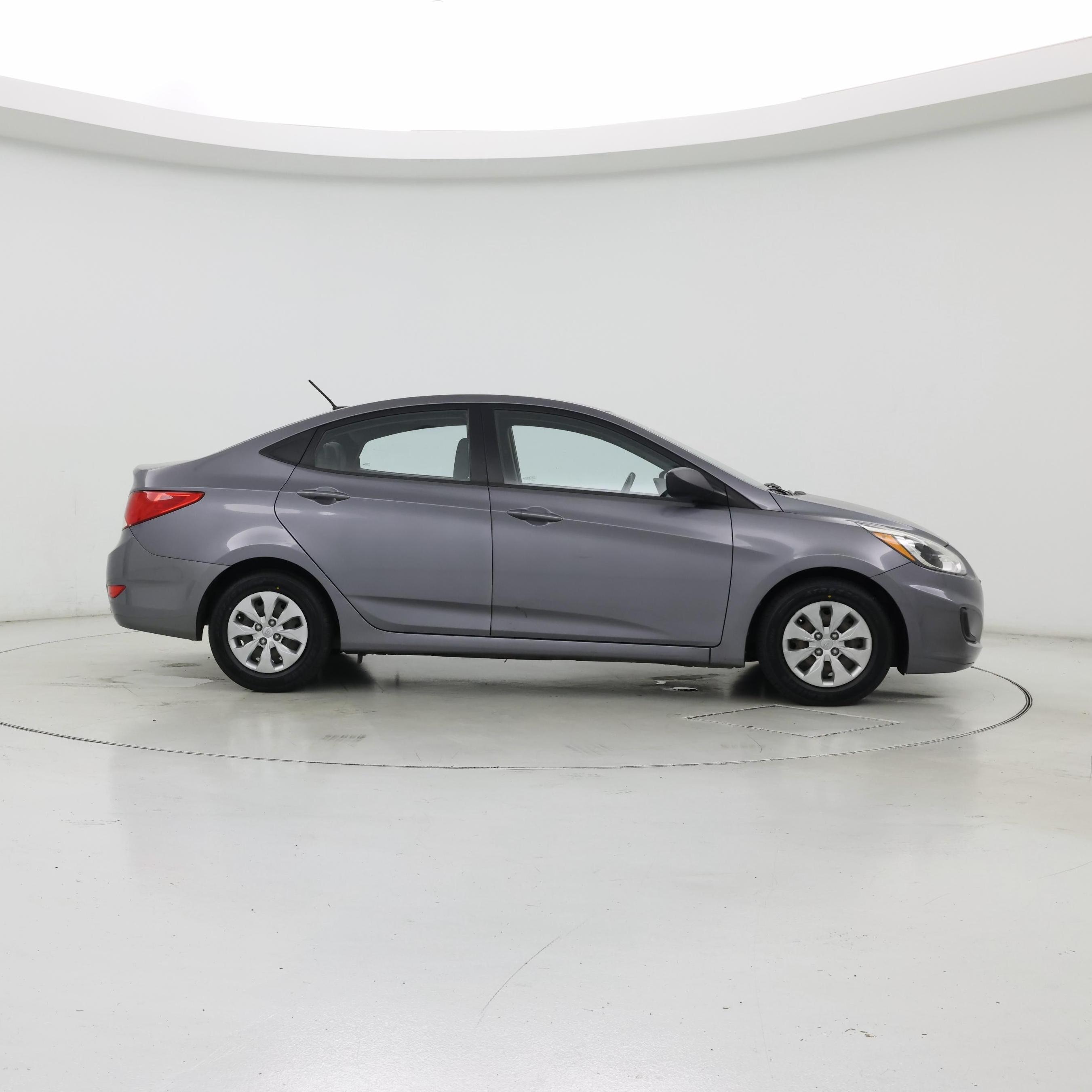 Thumbnail: 2015 Hyundai Accent - 7