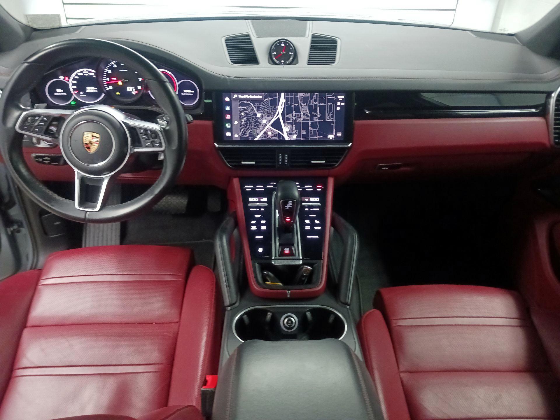 Thumbnail: 2022 Porsche Cayenne - 9