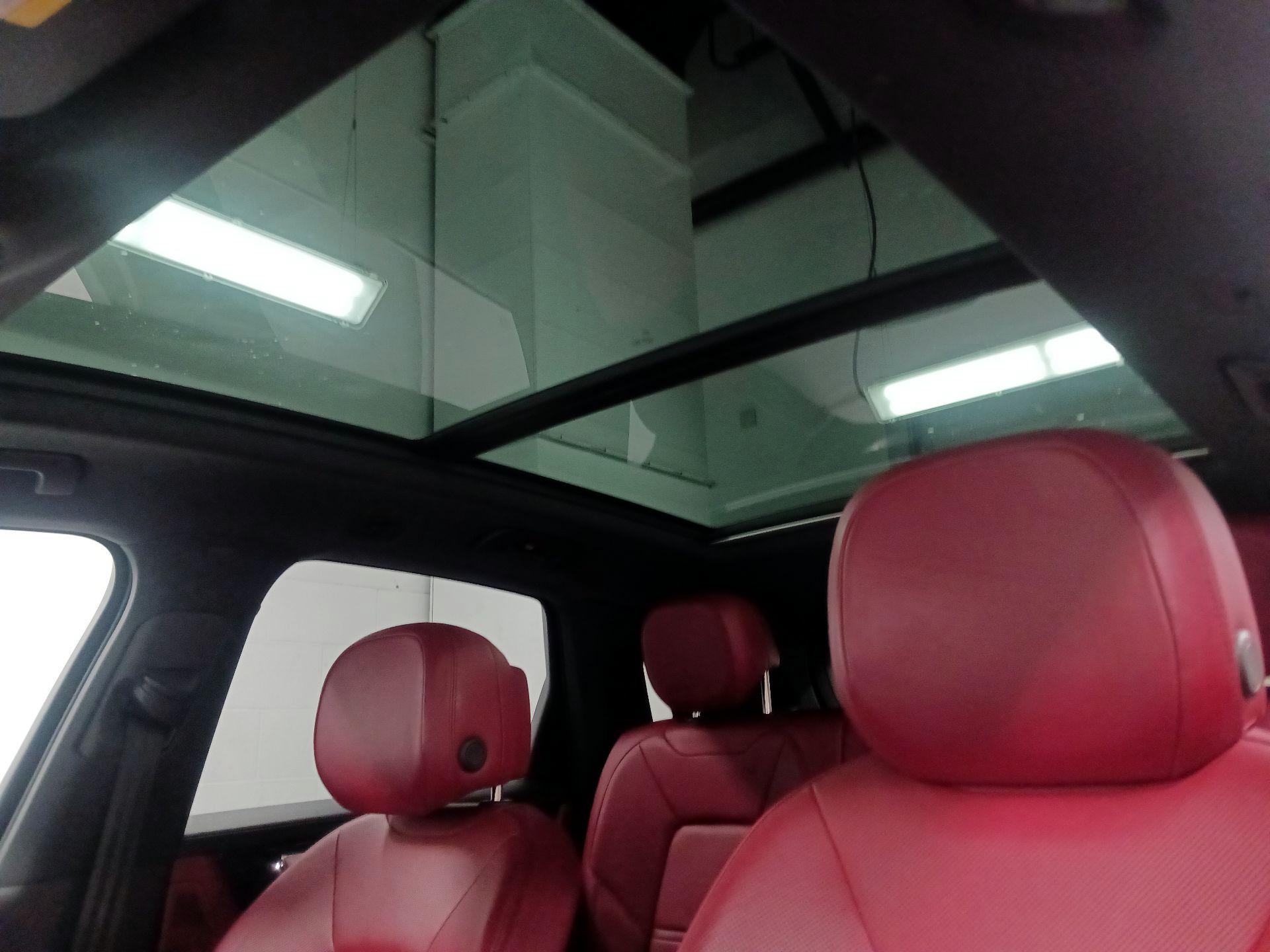 Thumbnail: 2022 Porsche Cayenne - 20