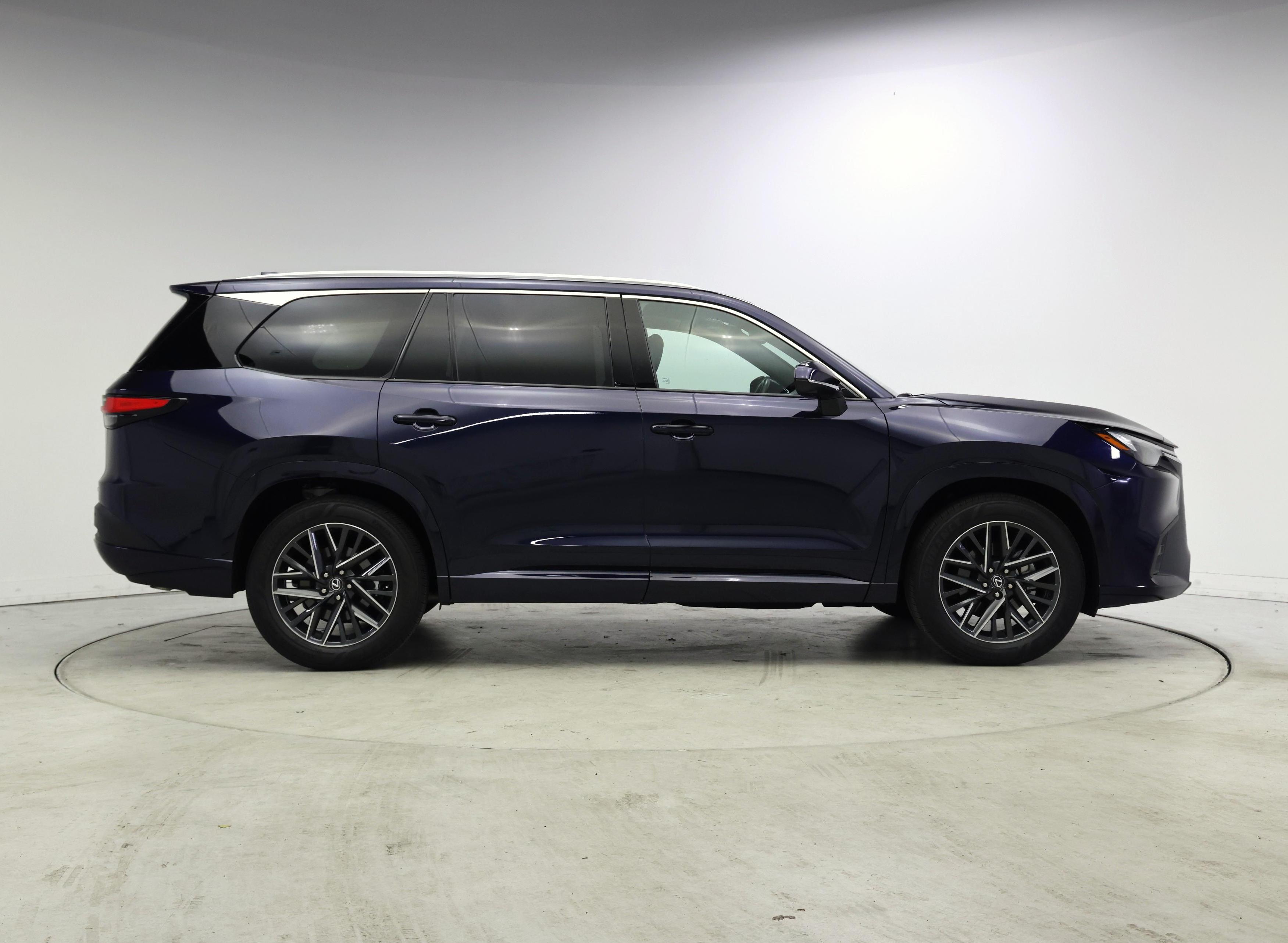 Thumbnail: 2025 Lexus TX - 7