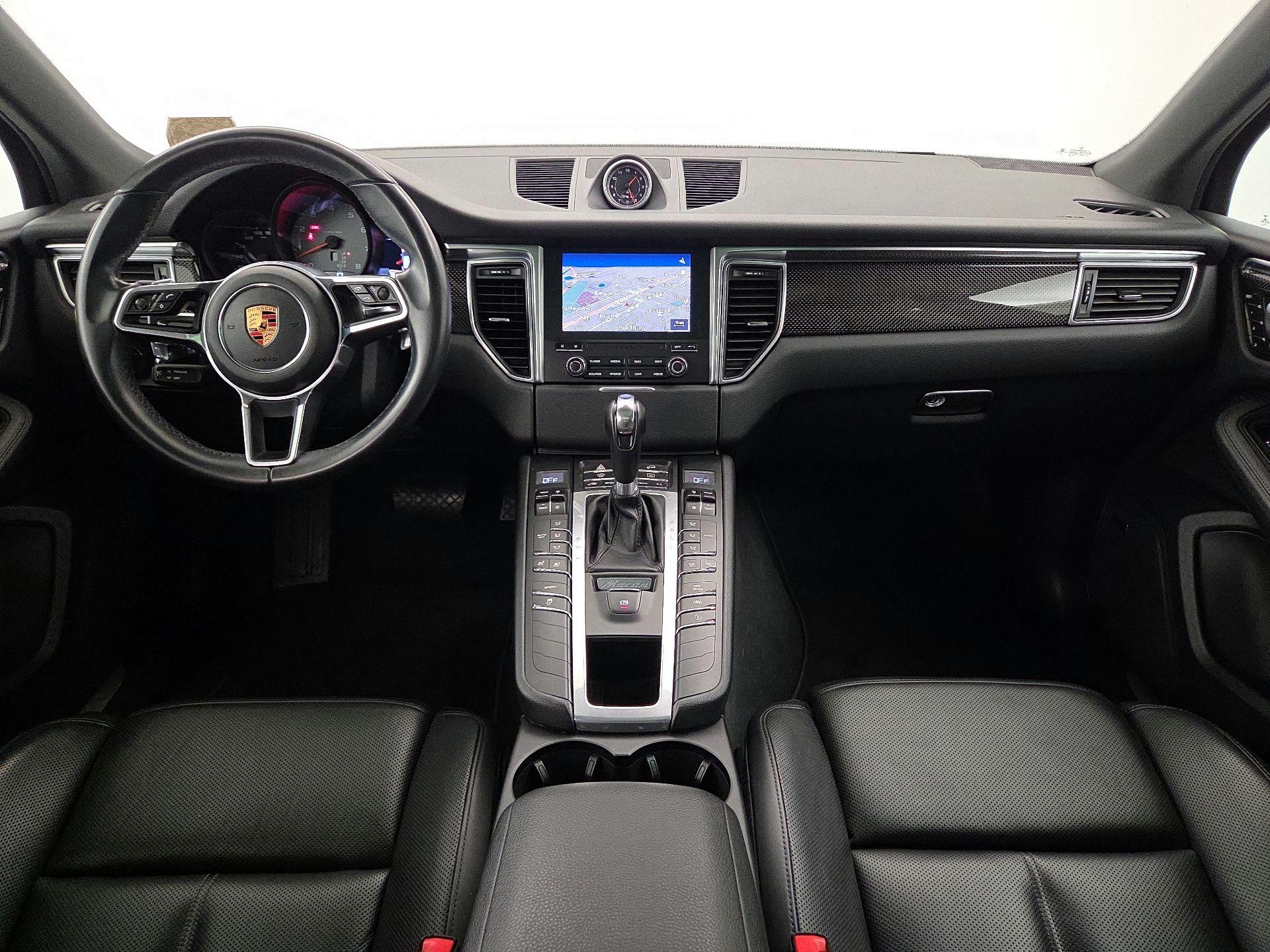 Thumbnail: 2018 Porsche Macan - 9