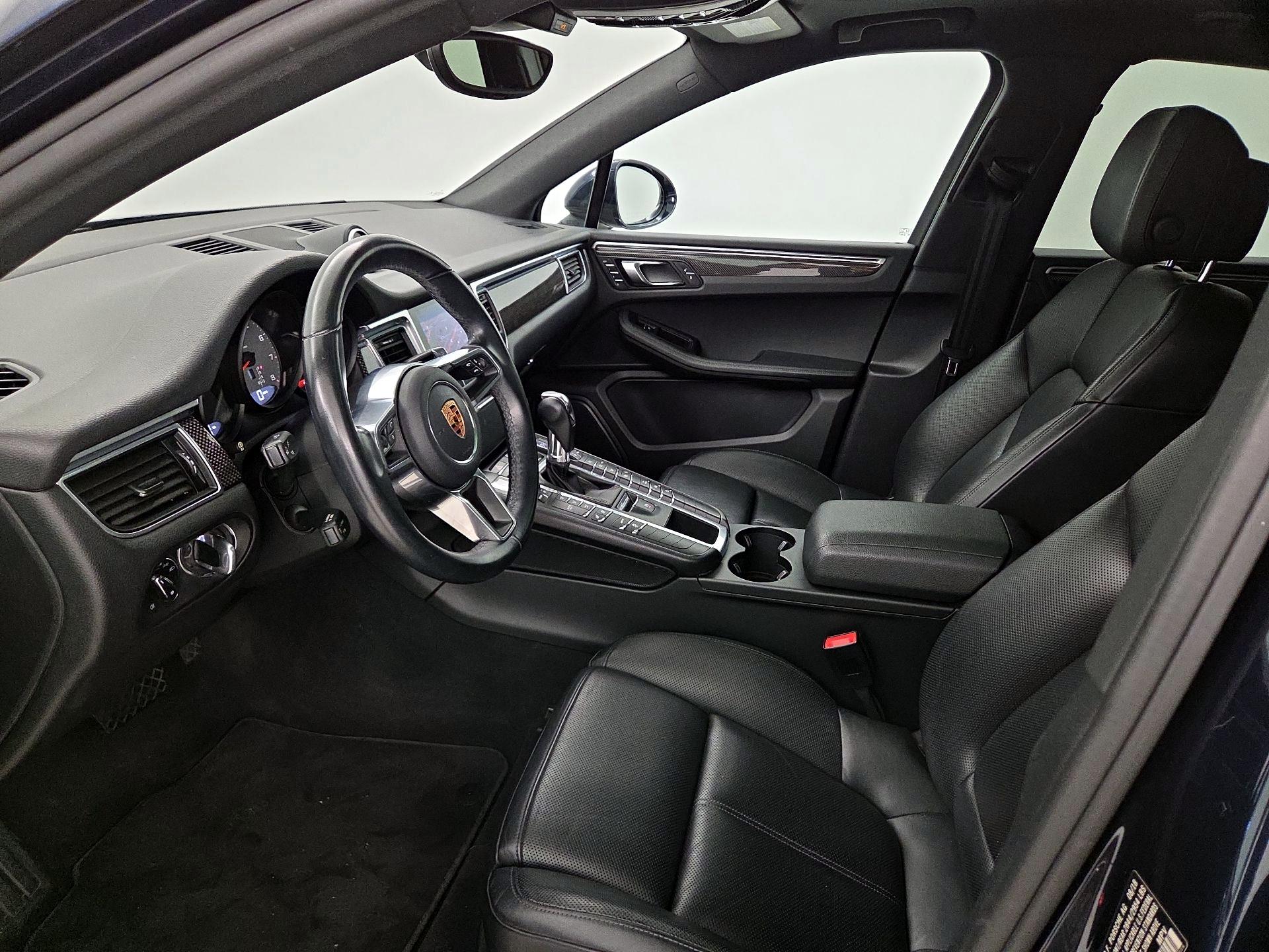 Thumbnail: 2018 Porsche Macan - 11