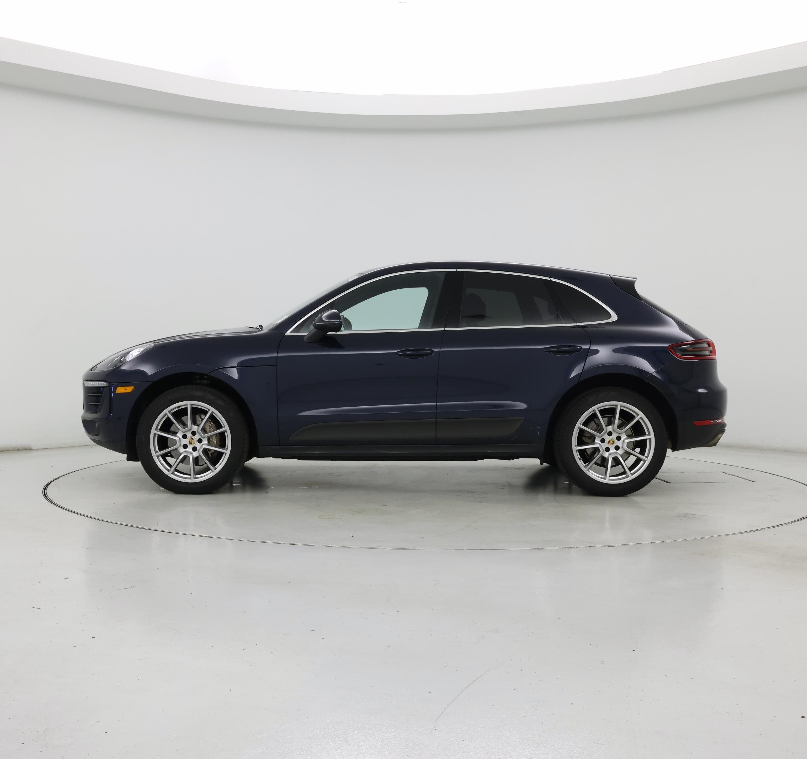 Thumbnail: 2018 Porsche Macan - 3