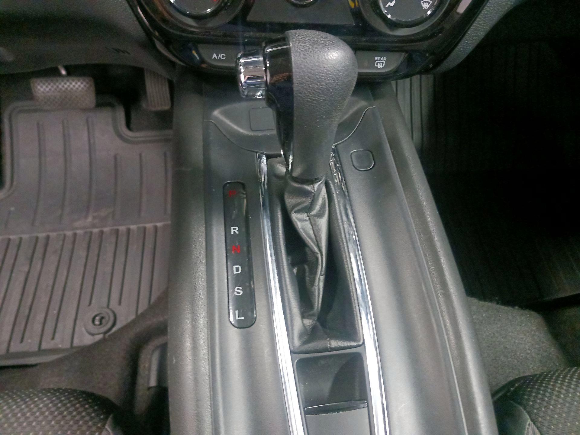 Thumbnail: 2022 Honda HR-V - 17