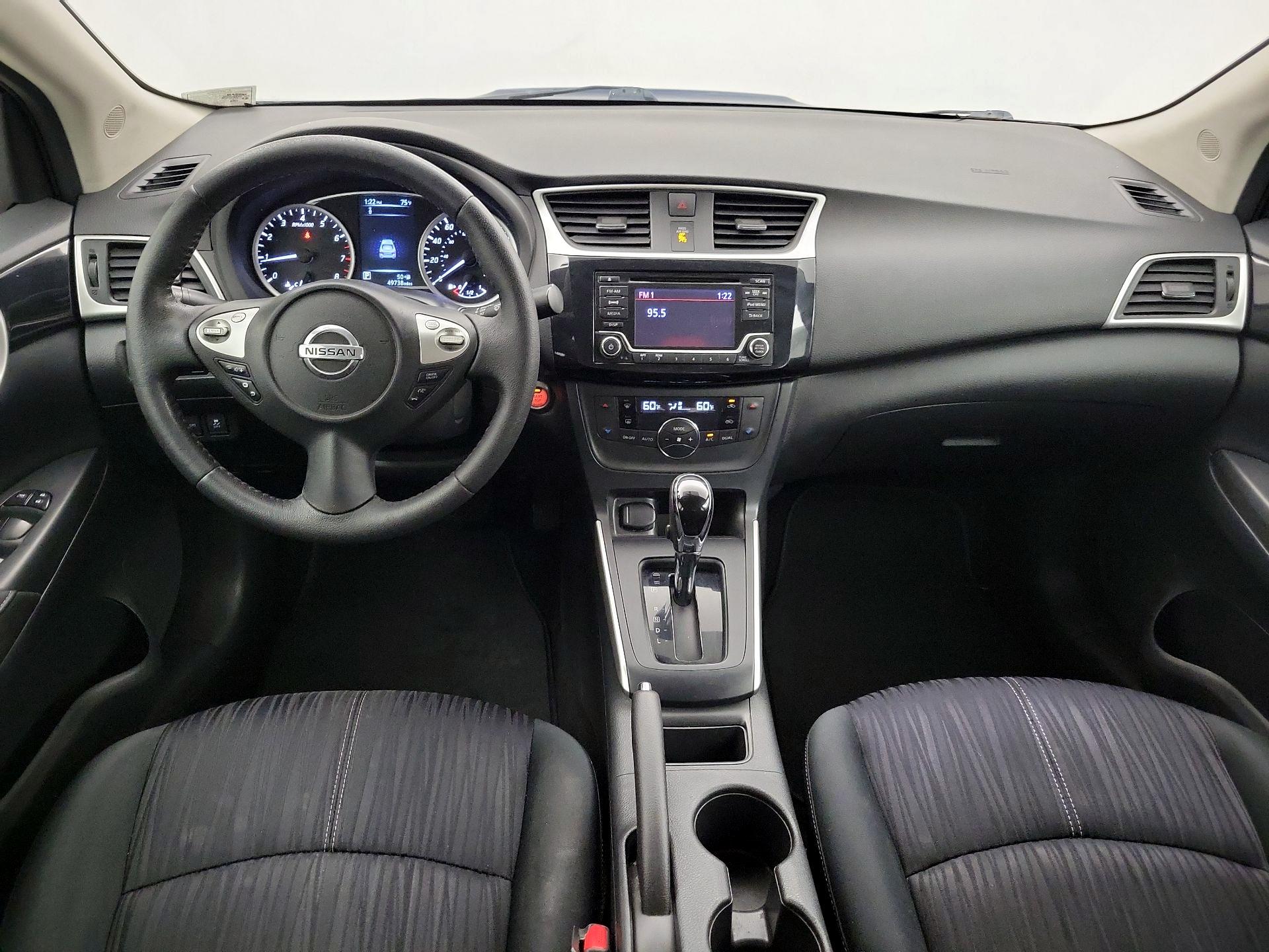 Thumbnail: 2018 Nissan Sentra - 9