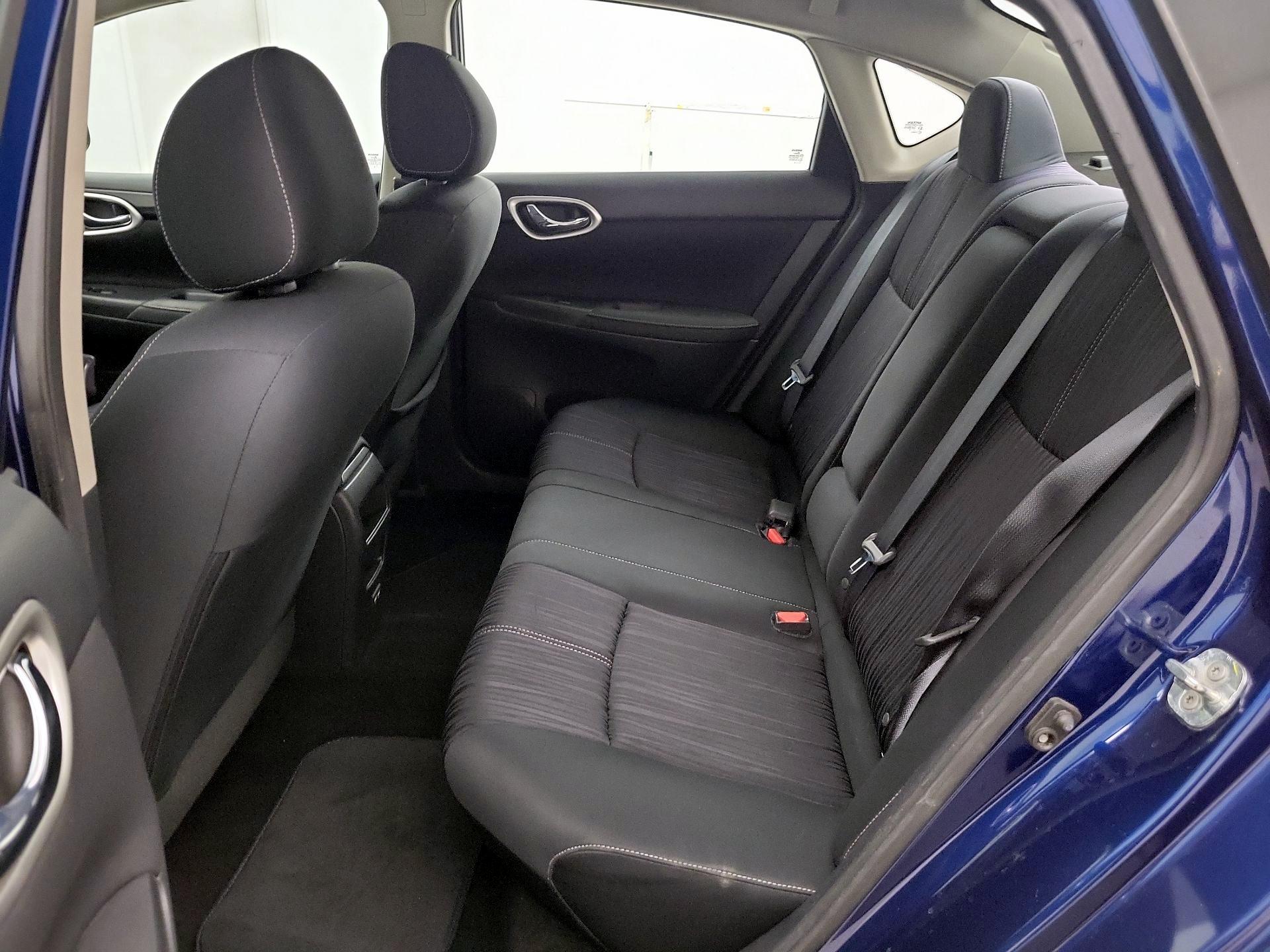 Thumbnail: 2018 Nissan Sentra - 19