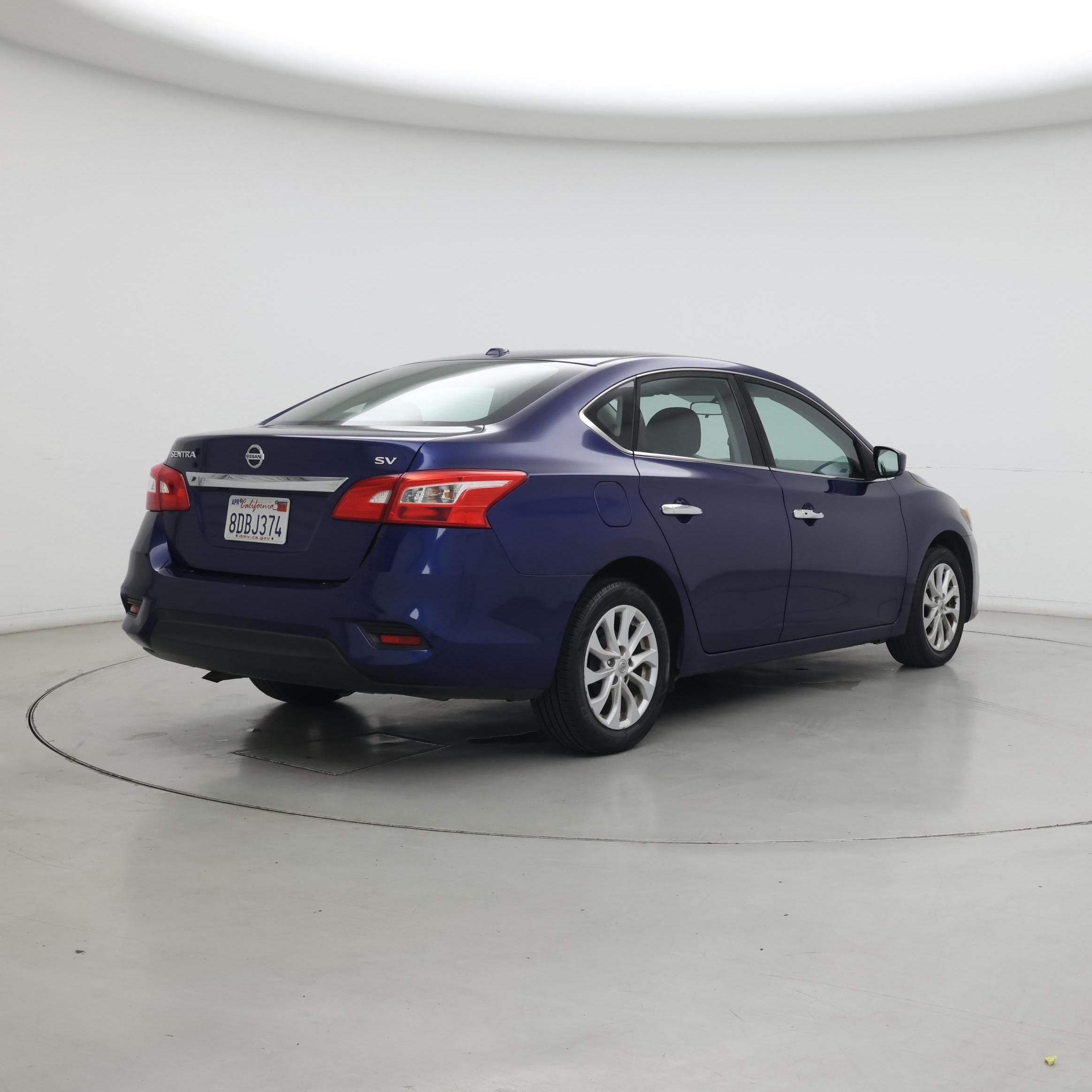 Thumbnail: 2018 Nissan Sentra - 8