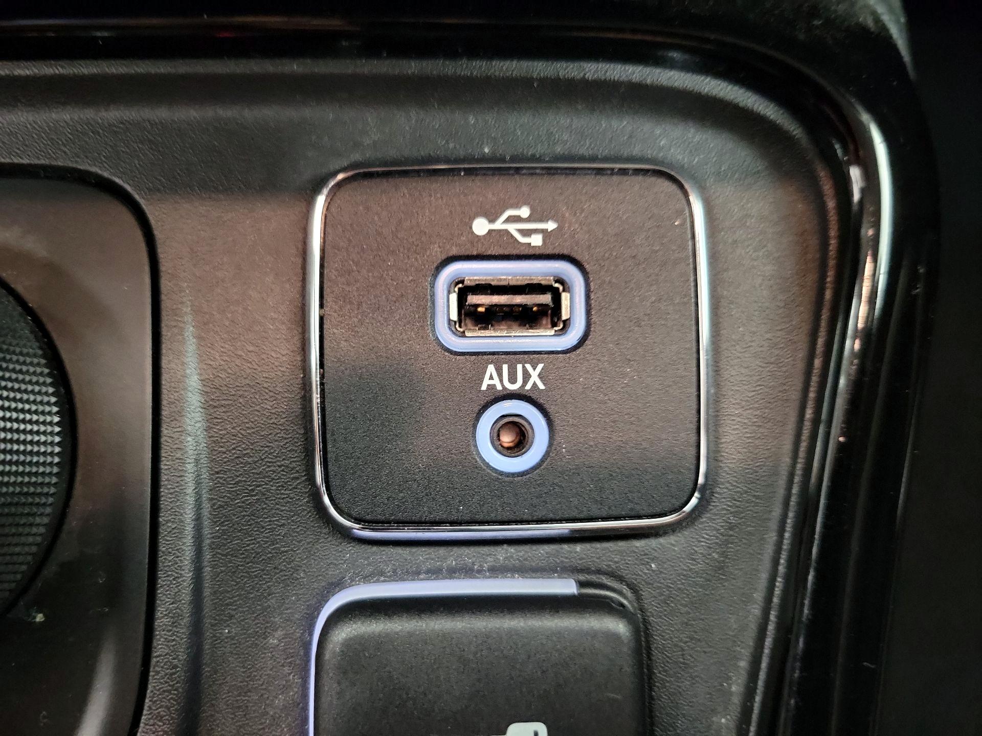 Thumbnail: 2018 Jeep Compass - 18