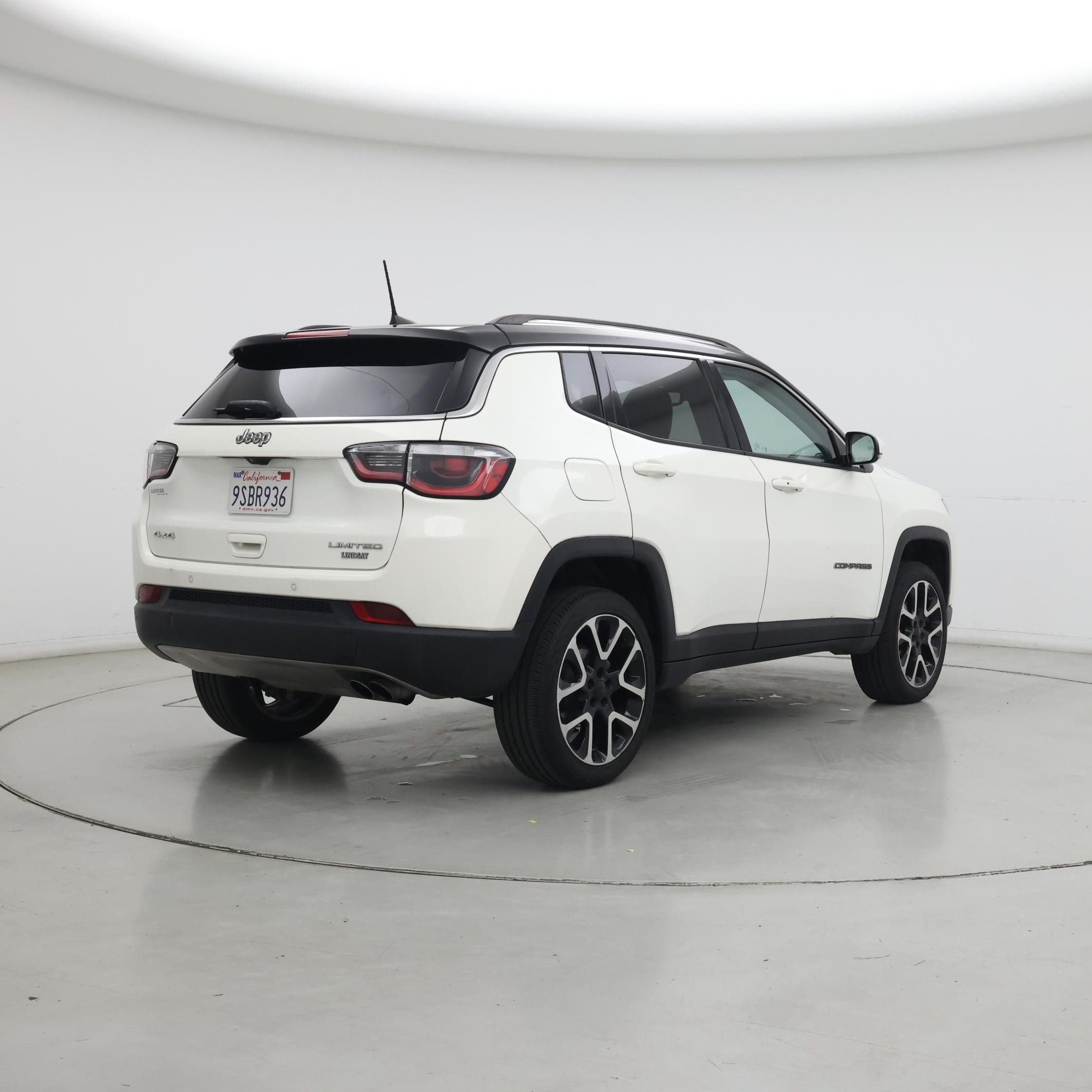 Thumbnail: 2018 Jeep Compass - 8