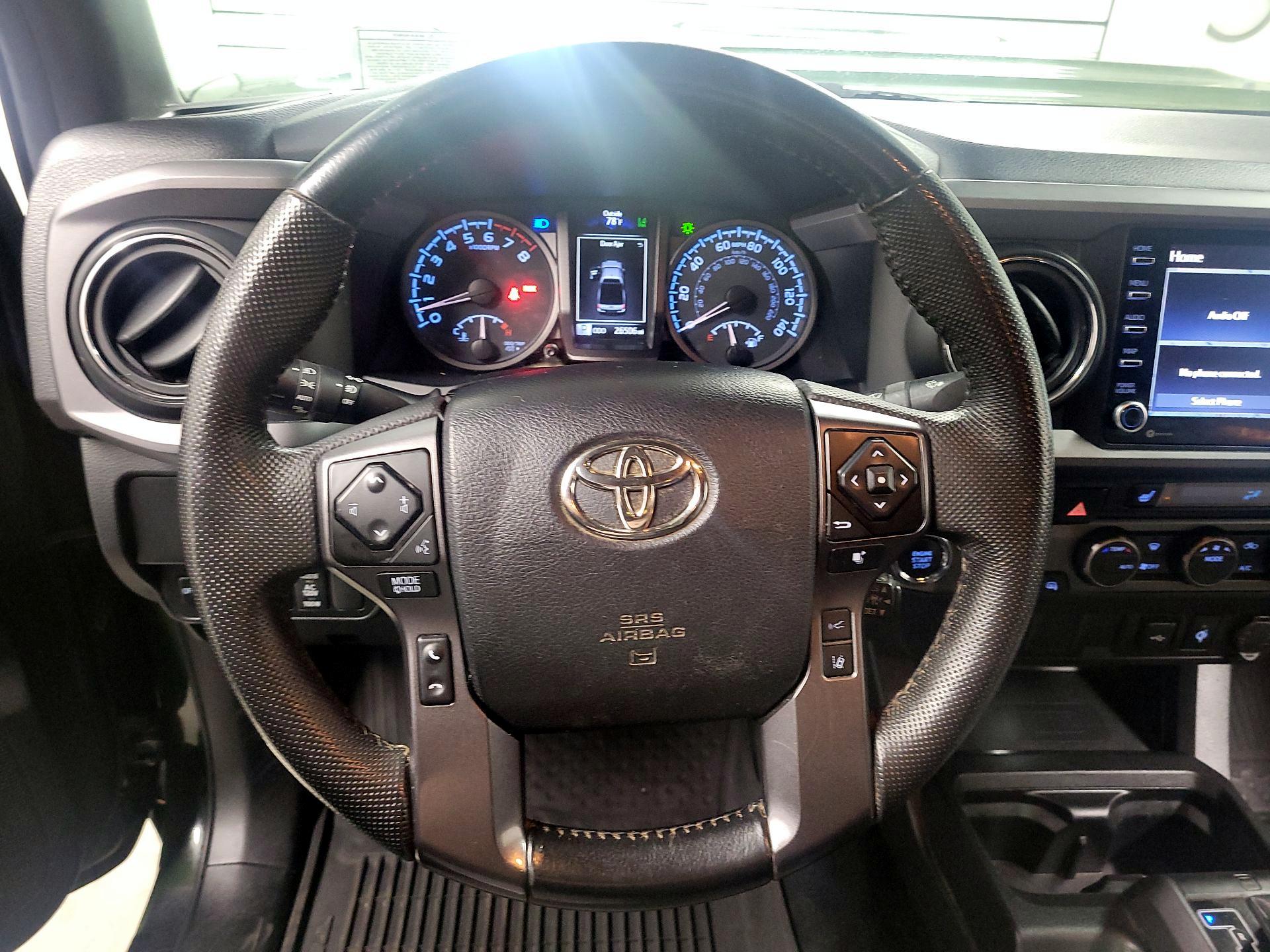 Thumbnail: 2022 Toyota Tacoma - 10