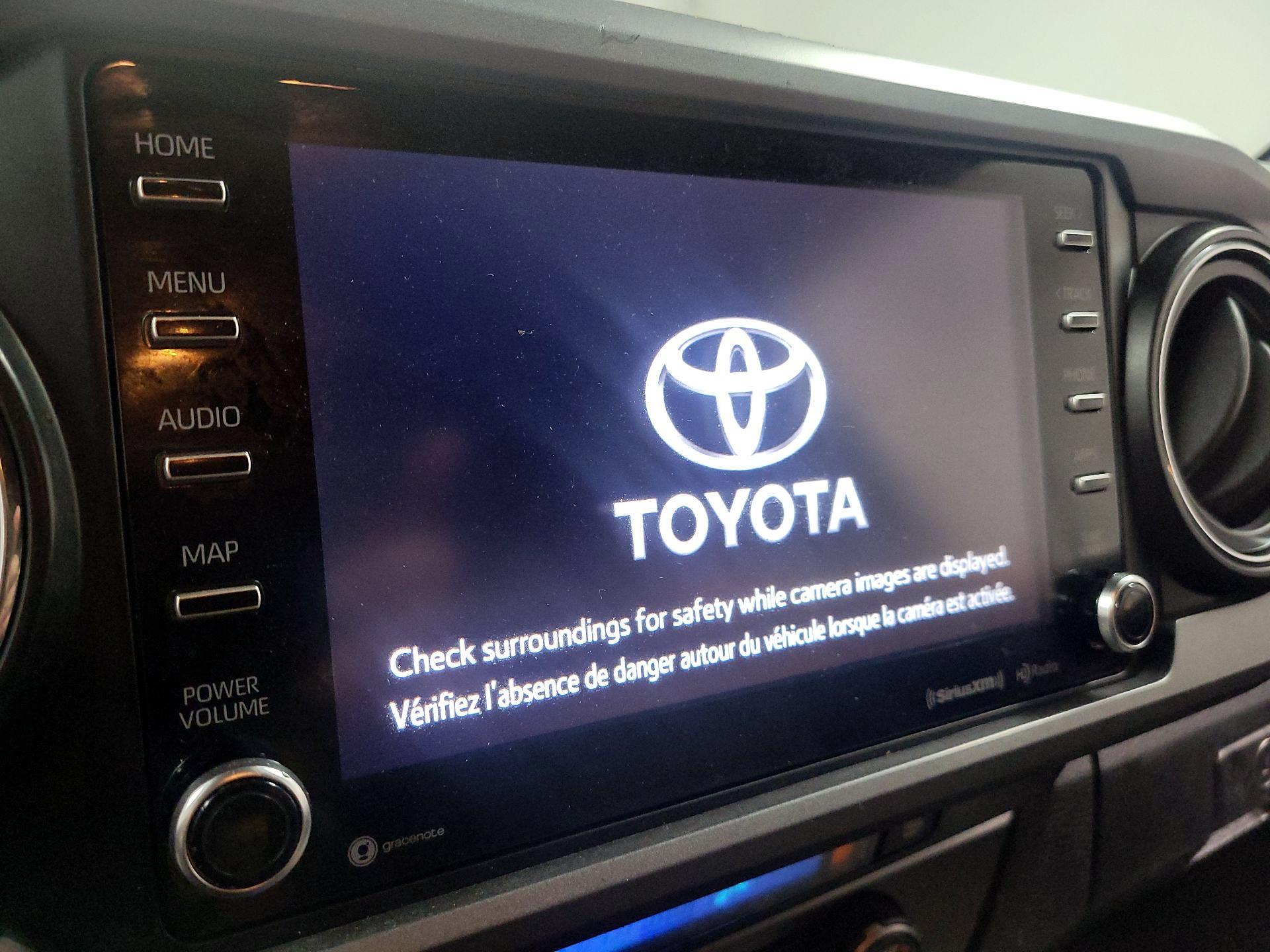 Thumbnail: 2022 Toyota Tacoma - 15