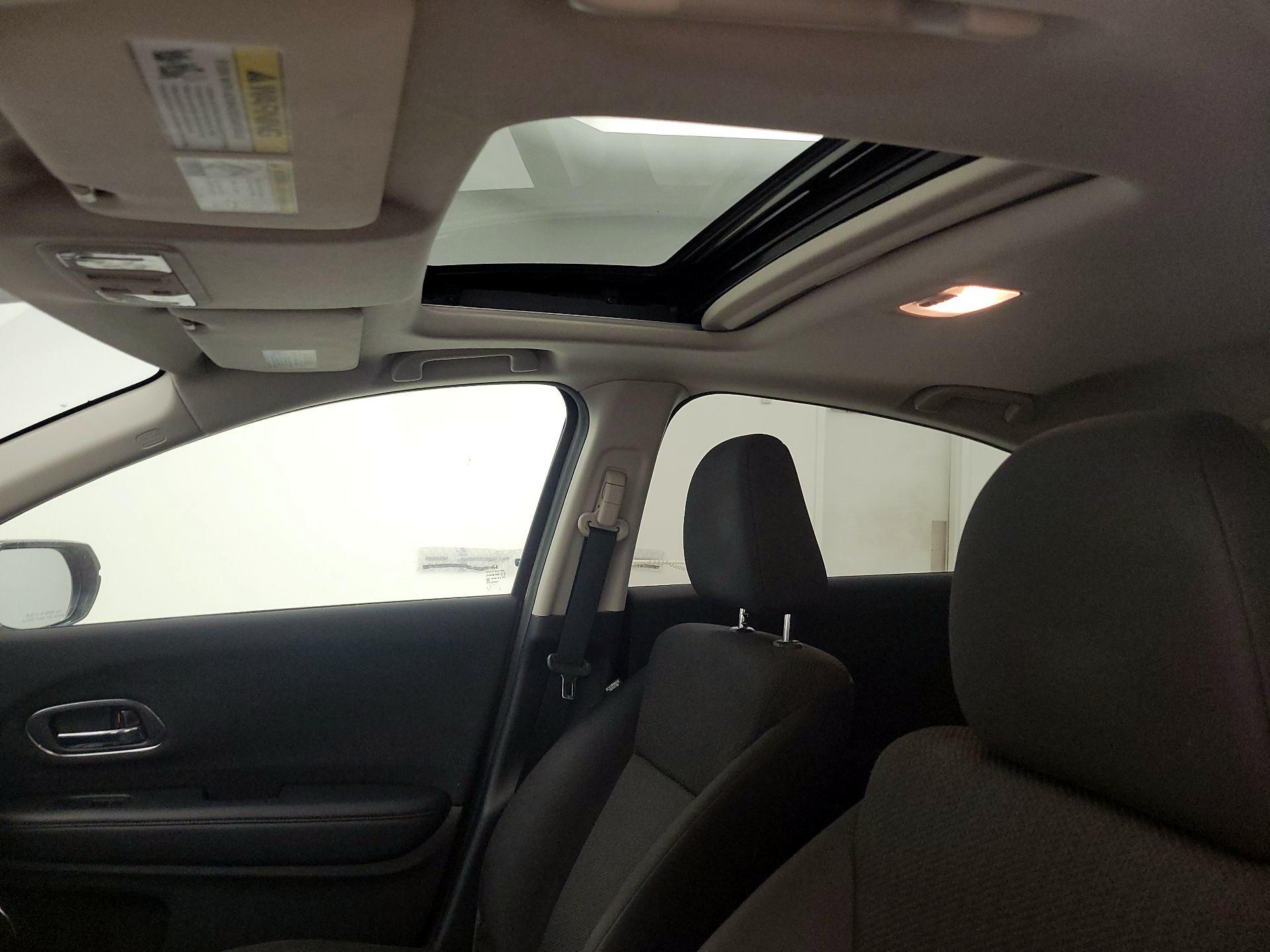 Thumbnail: 2017 Honda HR-V - 19