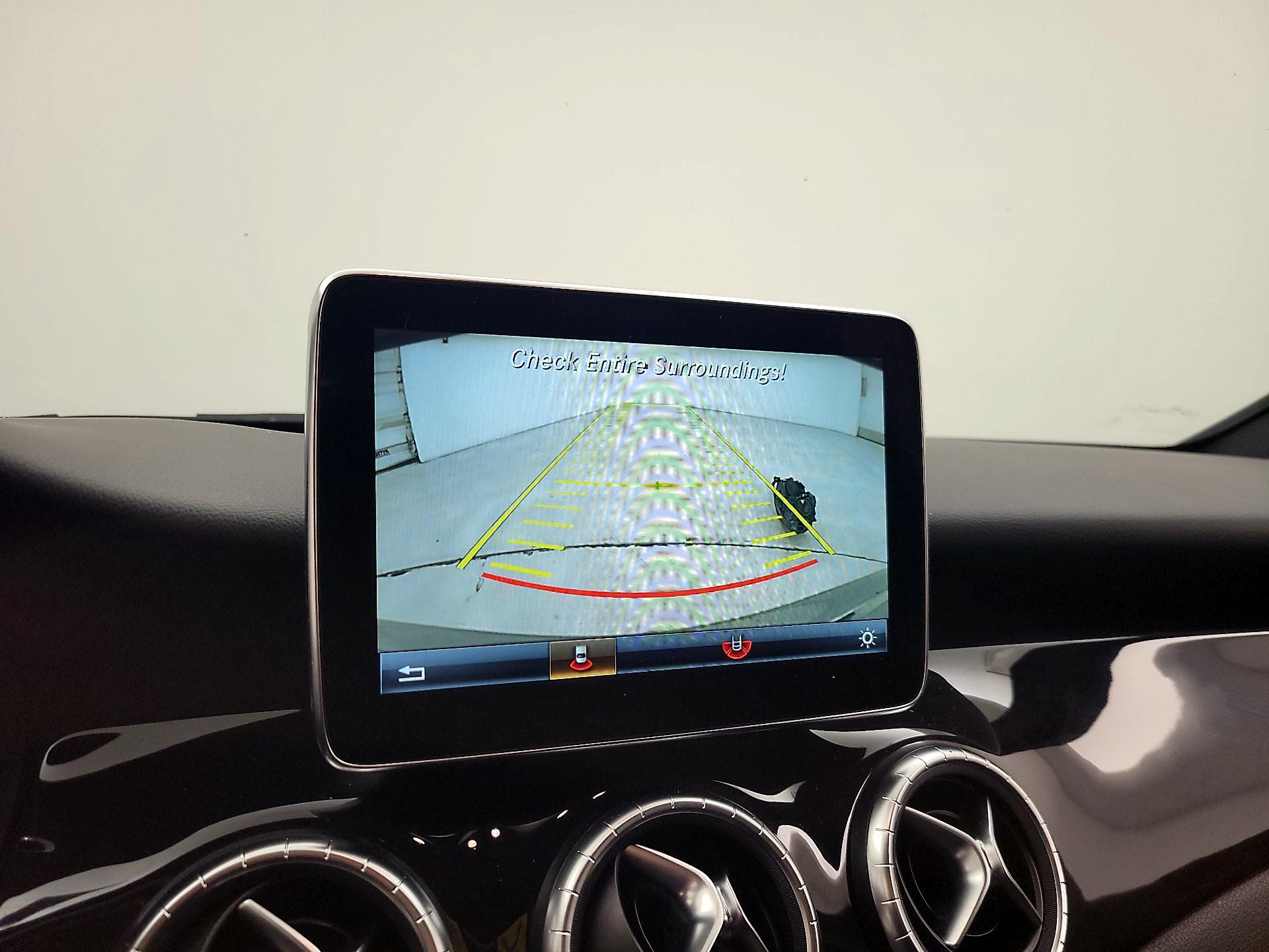 Thumbnail: 2015 Mercedes-Benz CLA - 14